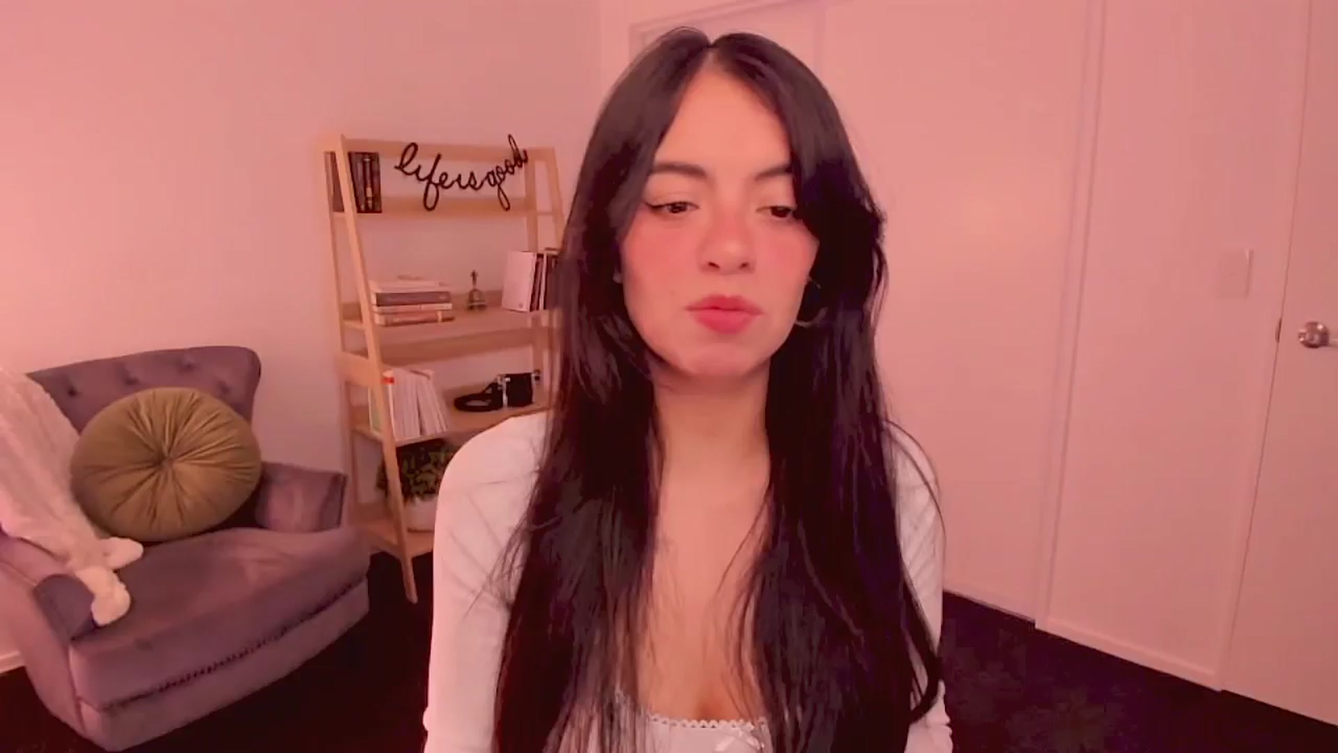 Gallery image thumbnail from NinaSage's myfreecams stream on, 08/27/2025, 05:50 image 3 of 20