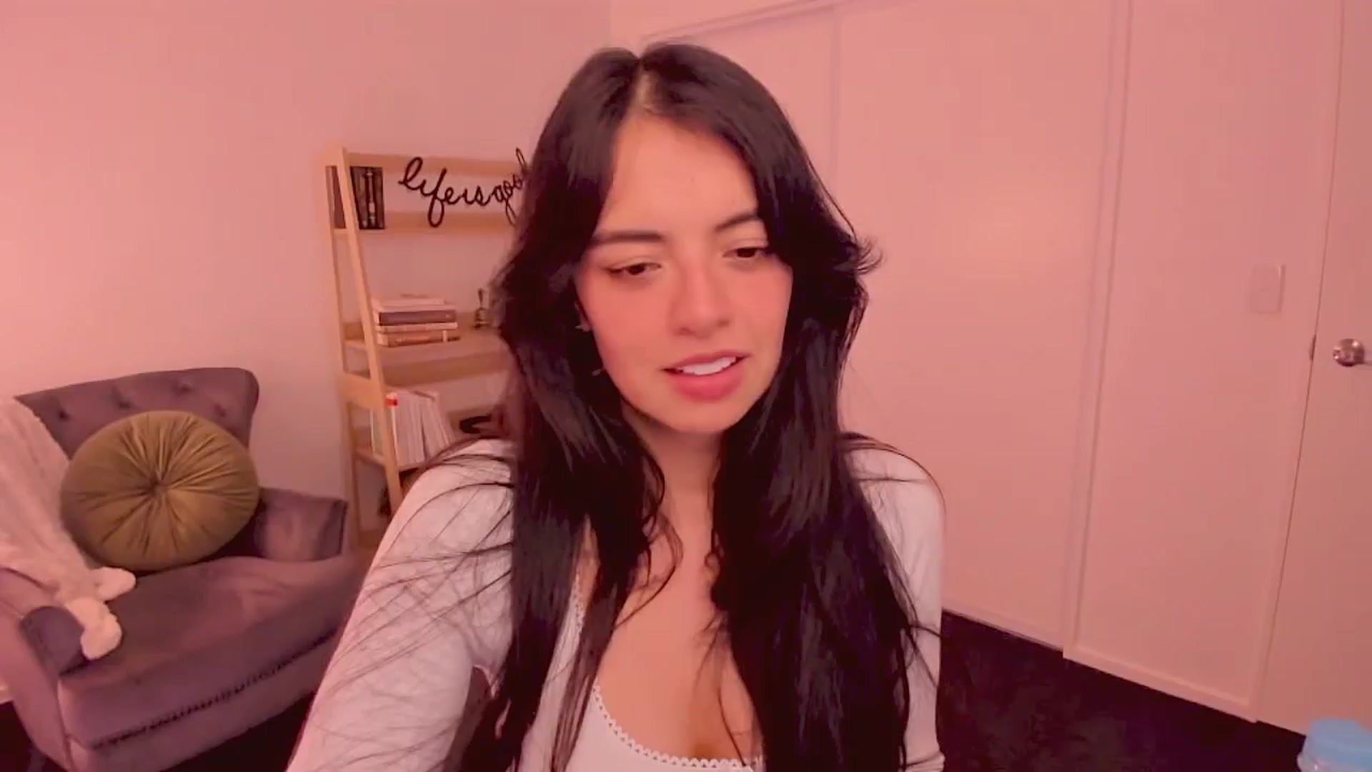 Gallery image thumbnail from NinaSage's myfreecams stream on, 08/27/2025, 06:02 image 19 of 20