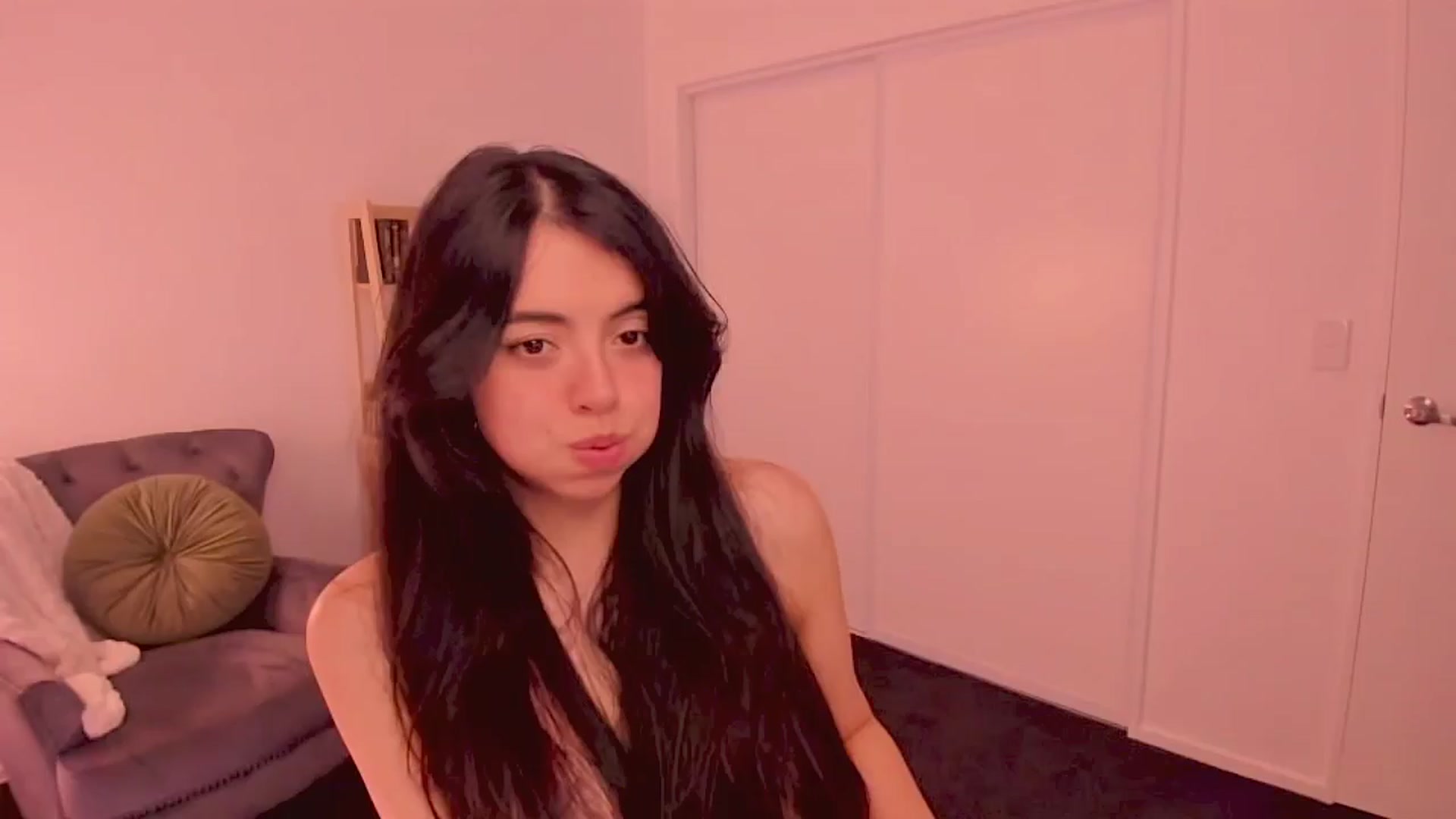 Gallery image thumbnail from NinaSage's myfreecams stream on, 08/27/2025, 06:02 image 2 of 20