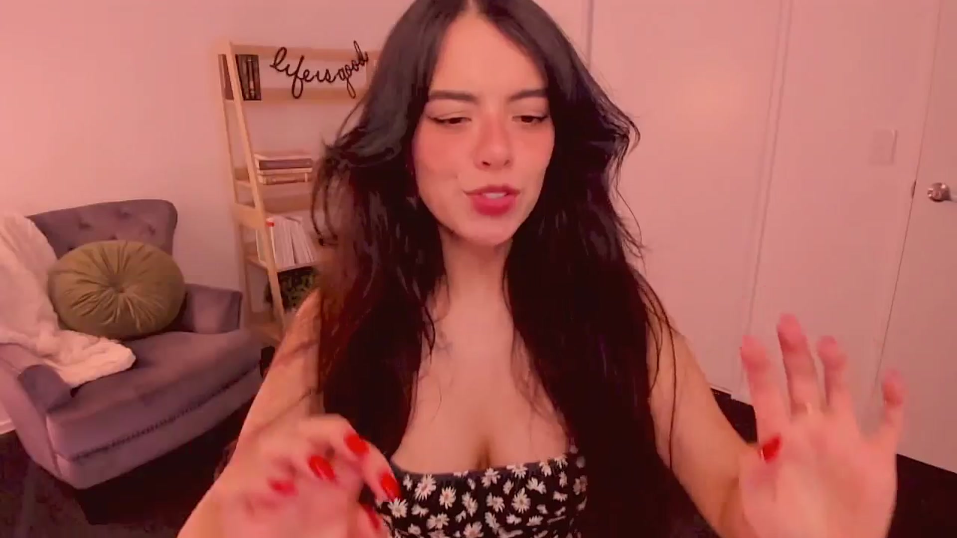 Gallery image thumbnail from NinaSage's myfreecams stream on, 08/28/2025, 02:01 image 4 of 20