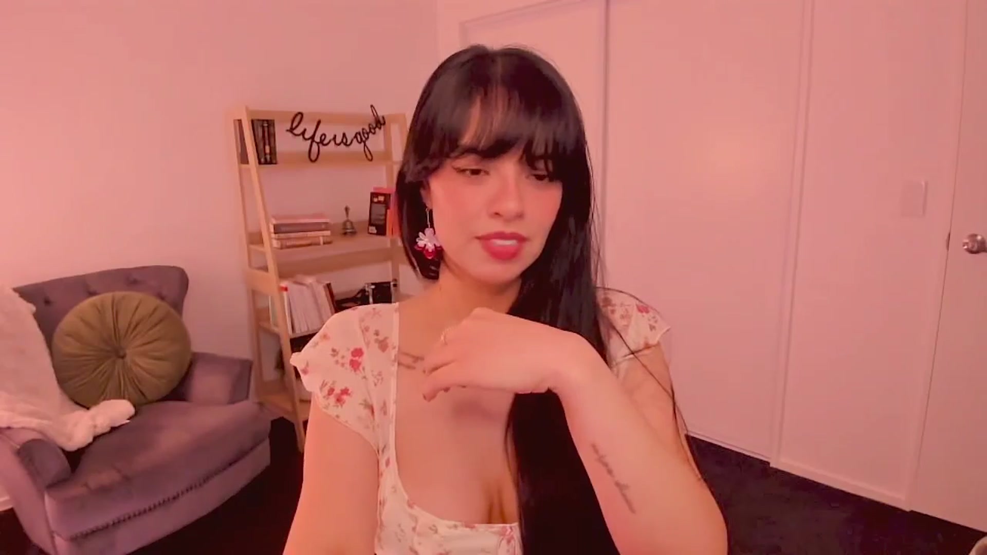 Gallery image thumbnail from NinaSage's myfreecams stream on, 08/30/2025, 04:45 image 8 of 20