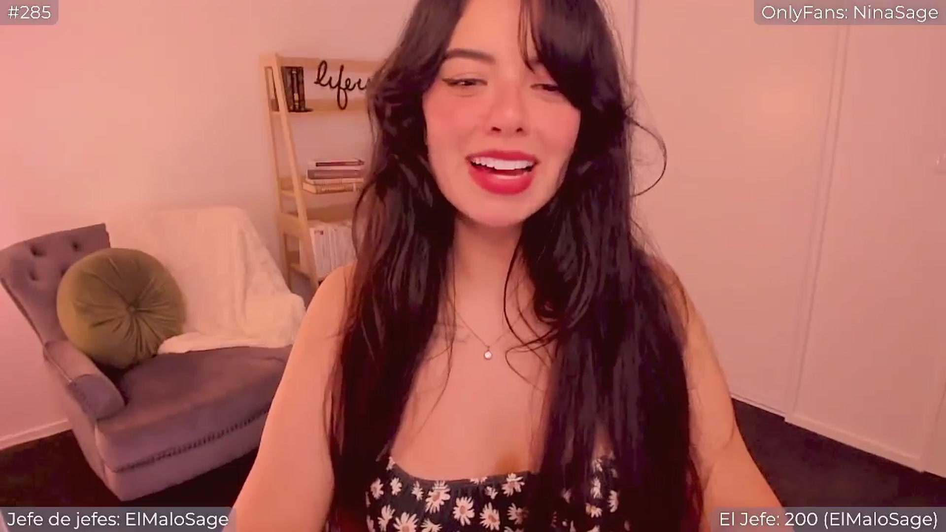 Gallery image thumbnail from NinaSage's myfreecams stream on, 10/04/2025, 01:54 image 16 of 20