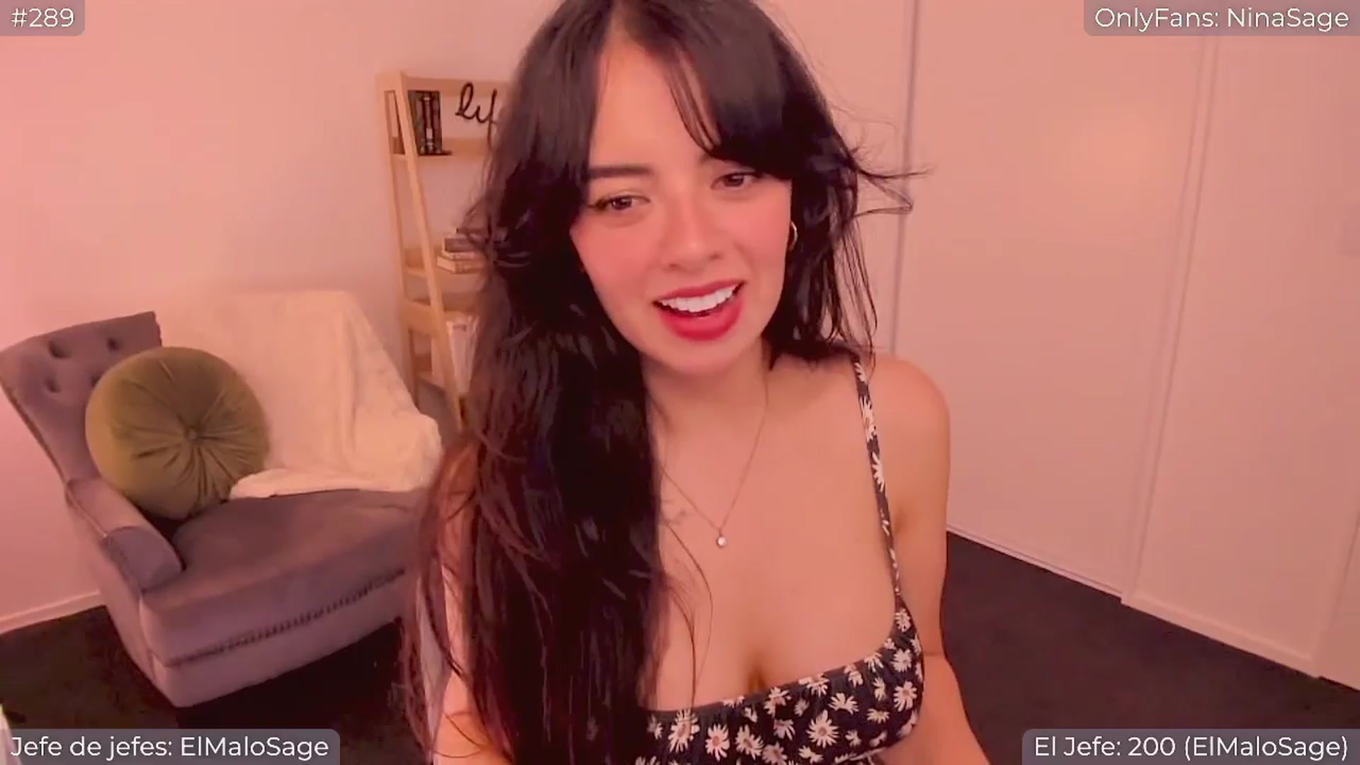 Gallery image thumbnail from NinaSage's myfreecams stream on, 10/04/2025, 01:54 image 13 of 20