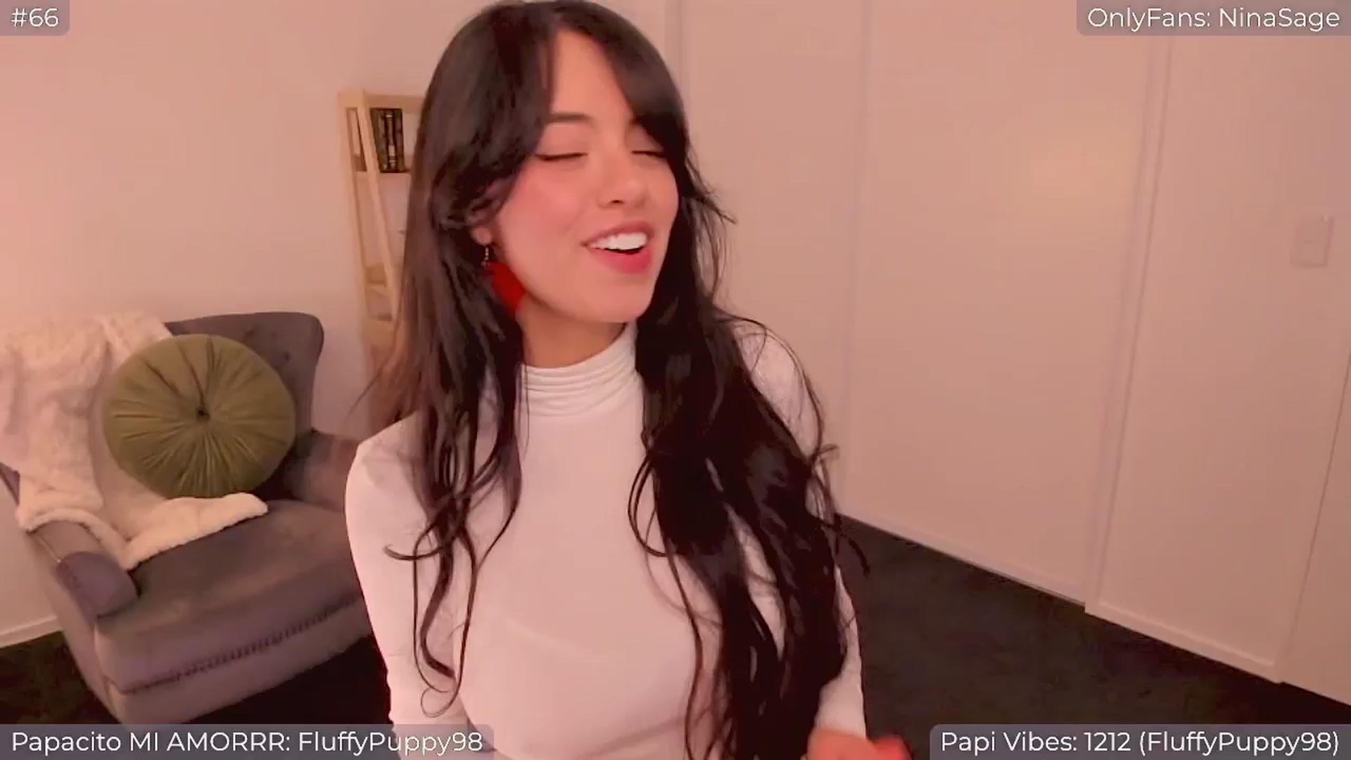 Gallery image thumbnail from NinaSage's myfreecams stream on, 10/19/2025, 24:46 image 17 of 20