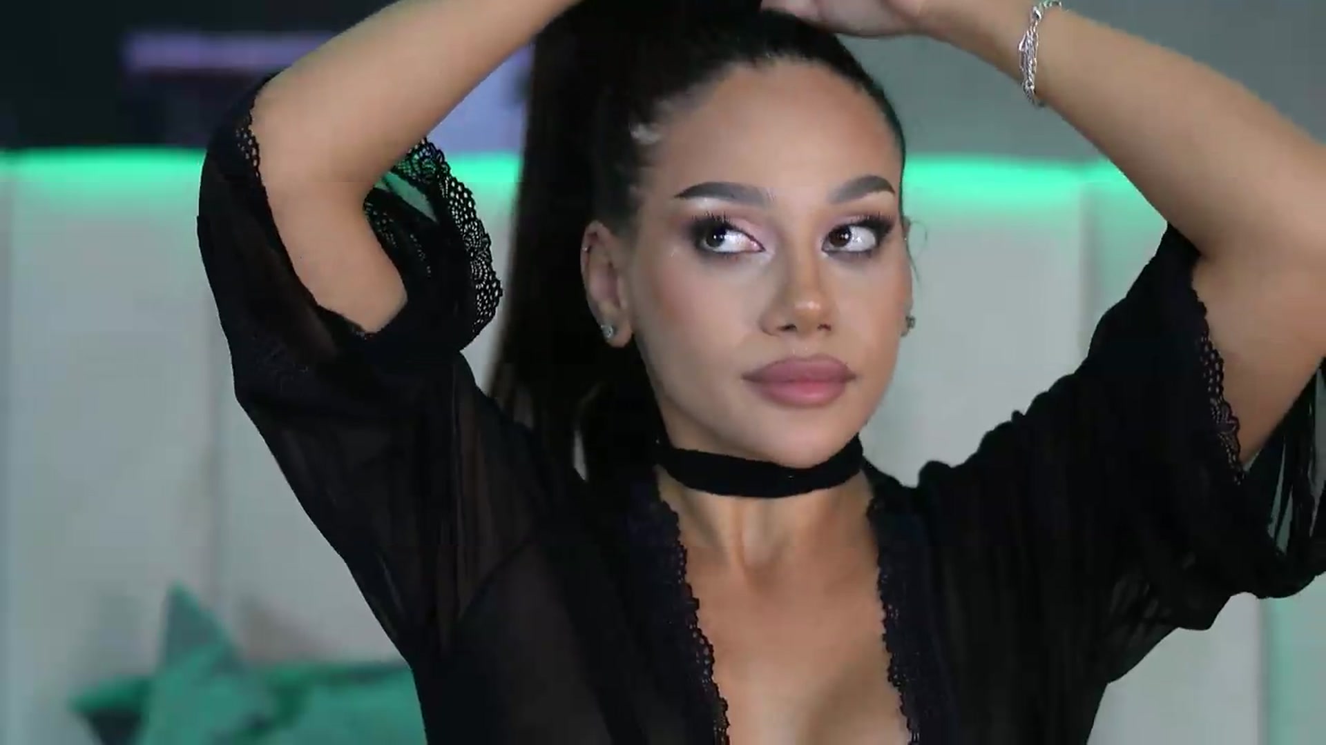 Gallery image thumbnail from NinaSolenne's myfreecams stream on, 09/29/2026, 24:48 image 3 of 20