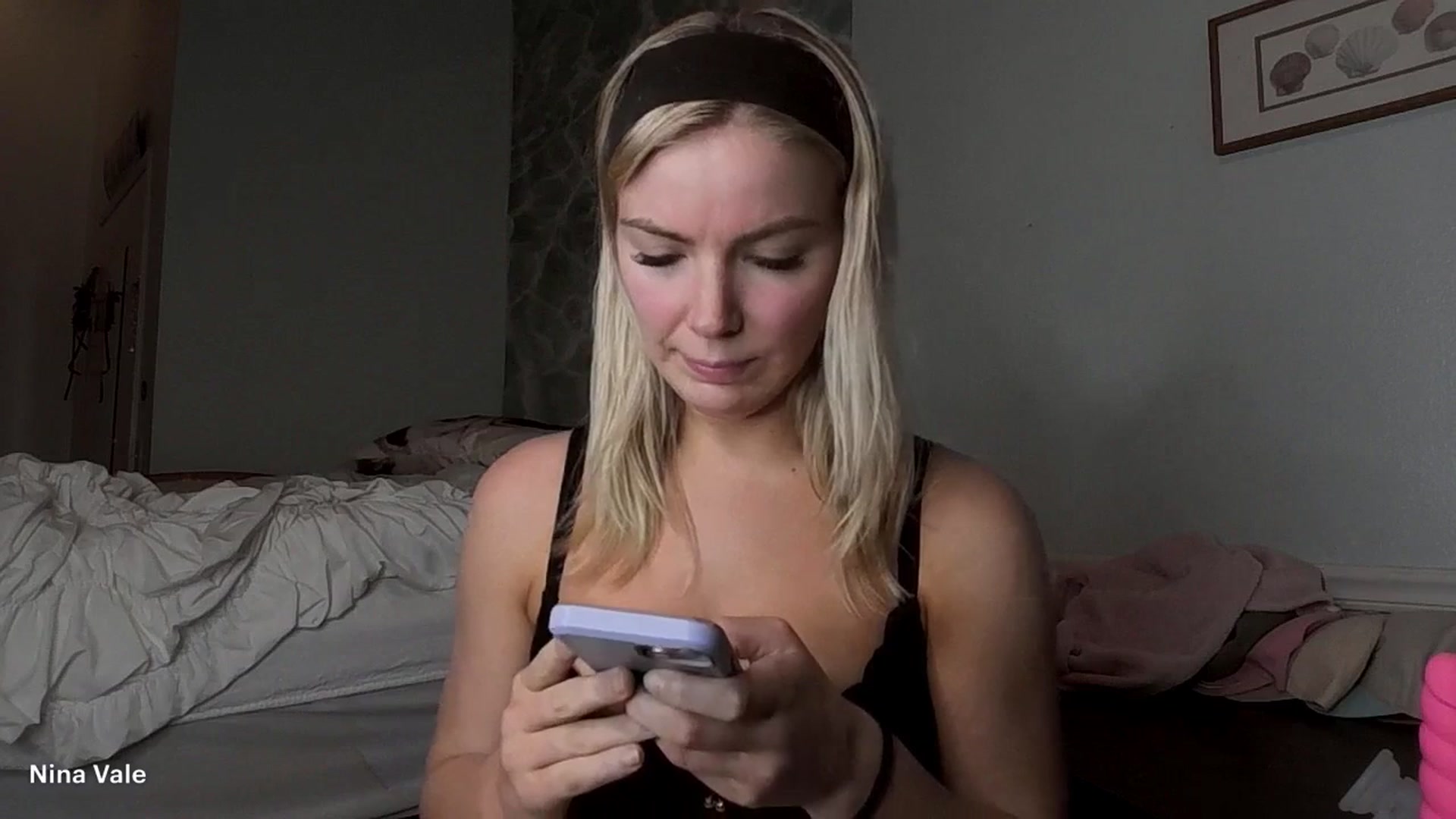 Gallery image thumbnail from Nina_Vale's myfreecams stream on, 03/17/2026, 05:31 image 5 of 20