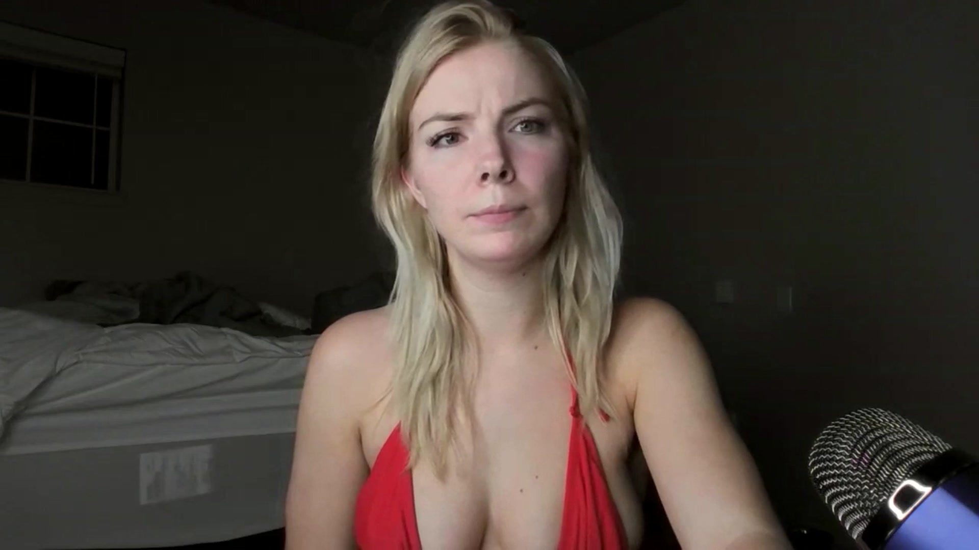 Gallery image thumbnail from Nina_Vale's myfreecams stream on, 04/15/2026, 06:10 image 15 of 20