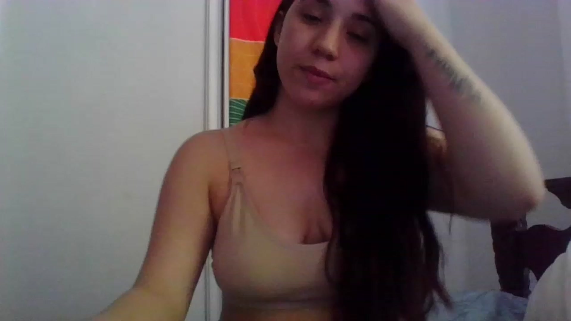 Gallery image thumbnail from Nina_lovez's myfreecams stream on, 12/12/2022, 18:38 image 19 of 20