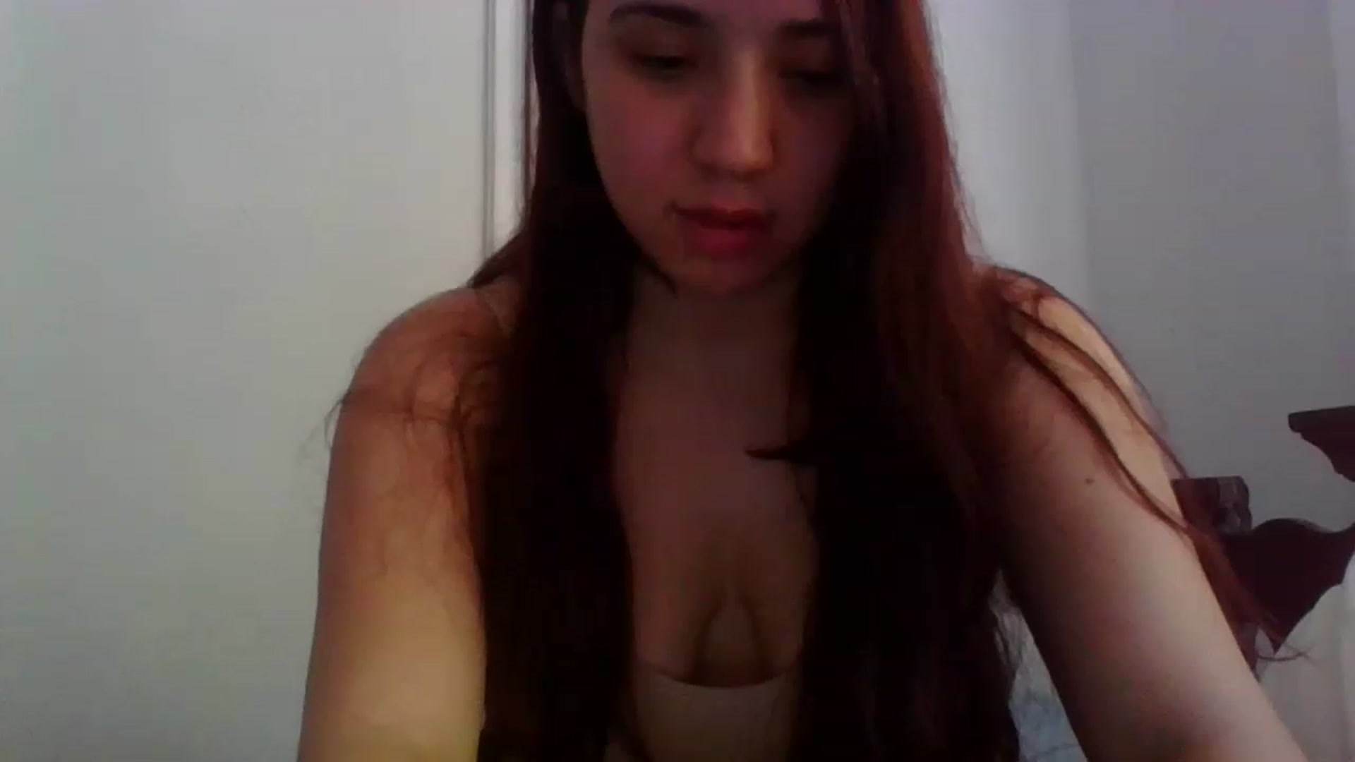 Gallery image thumbnail from Nina_lovez's myfreecams stream on, 12/12/2022, 18:38 image 16 of 20