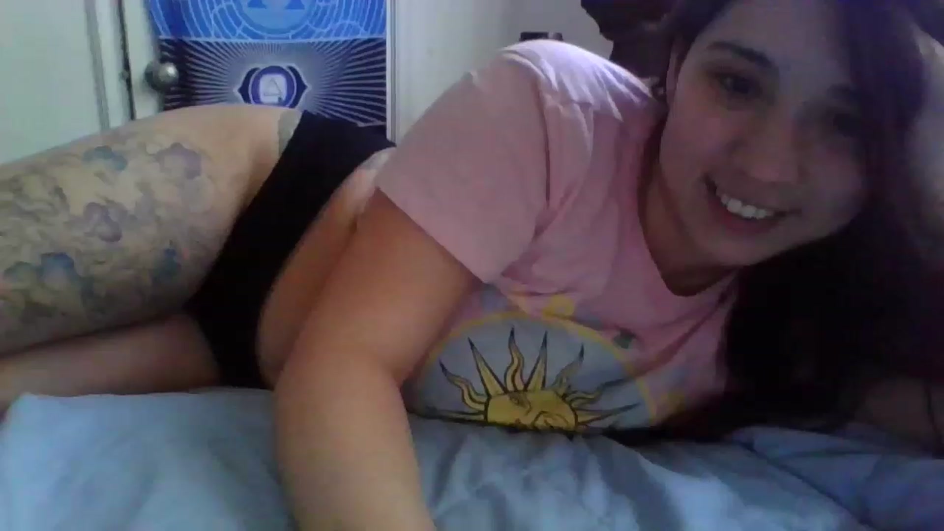 Gallery image thumbnail from Nina_lovez's myfreecams stream on, 12/19/2022, 18:59 image 7 of 20