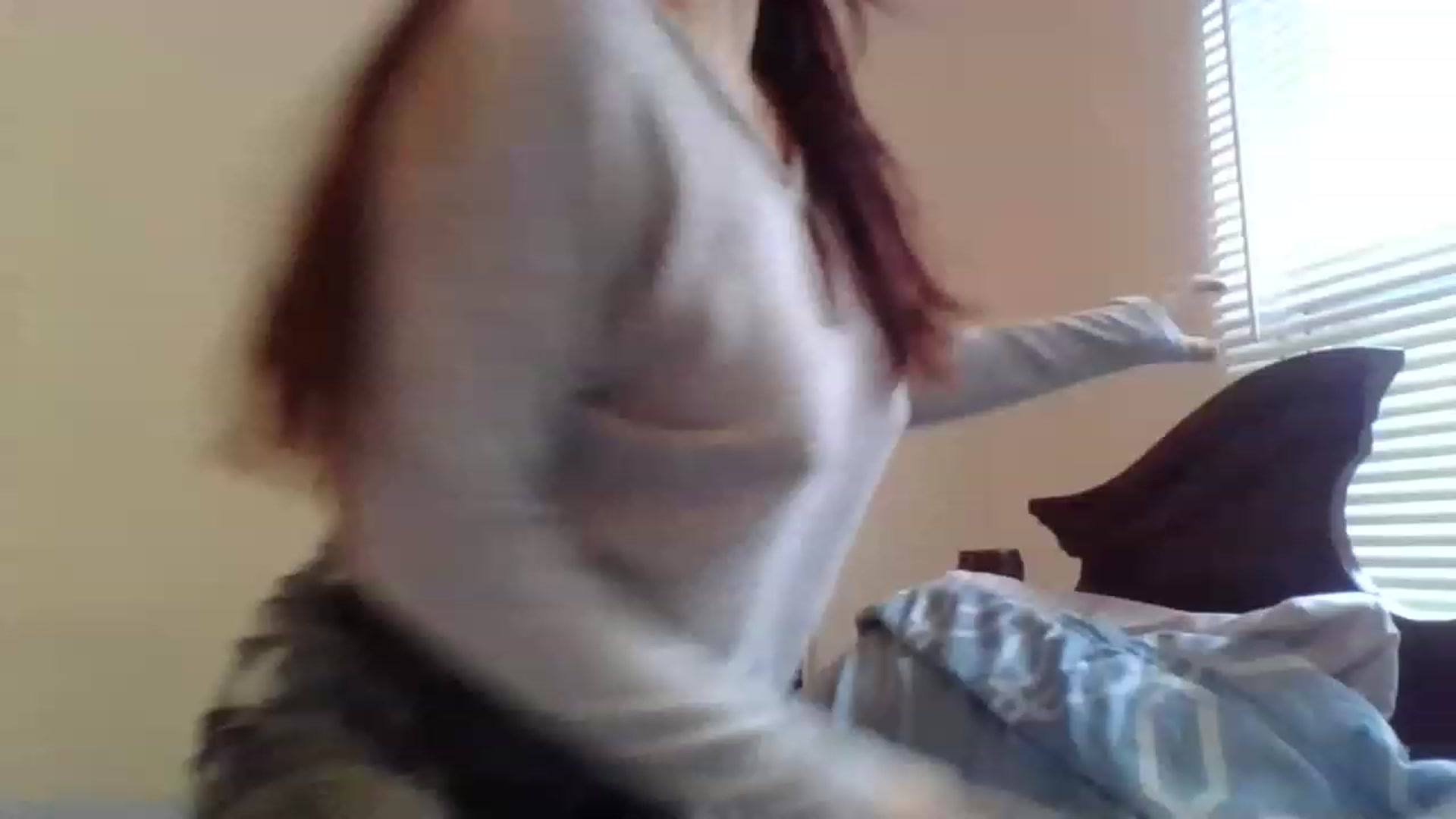 Gallery image thumbnail from Nina_lovez's myfreecams stream on, 12/26/2022, 19:19 image 1 of 20