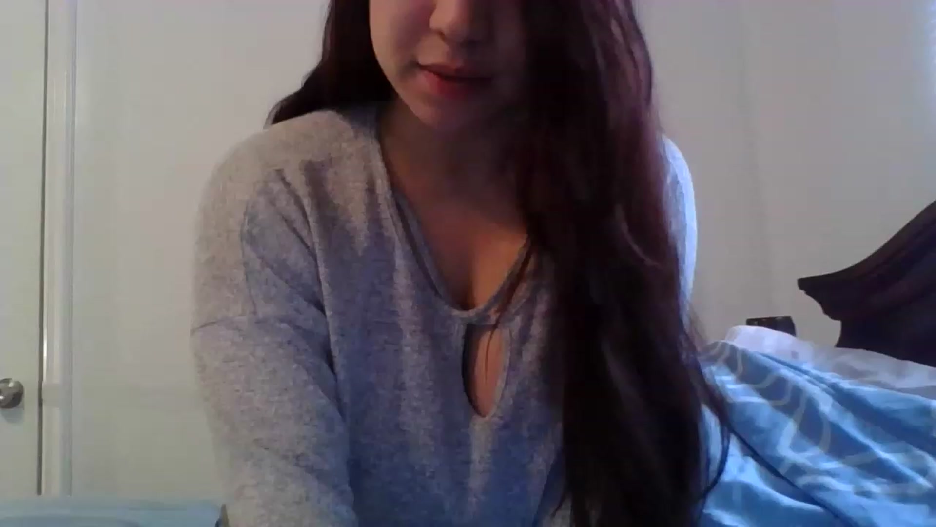 Gallery image thumbnail from Nina_lovez's myfreecams stream on, 12/26/2022, 19:19 image 18 of 20