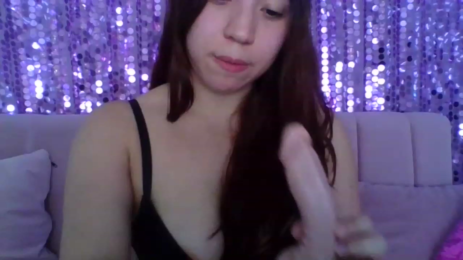 Gallery image thumbnail from Nina_lovez's myfreecams stream on, 05/14/2023, 15:10 image 14 of 20