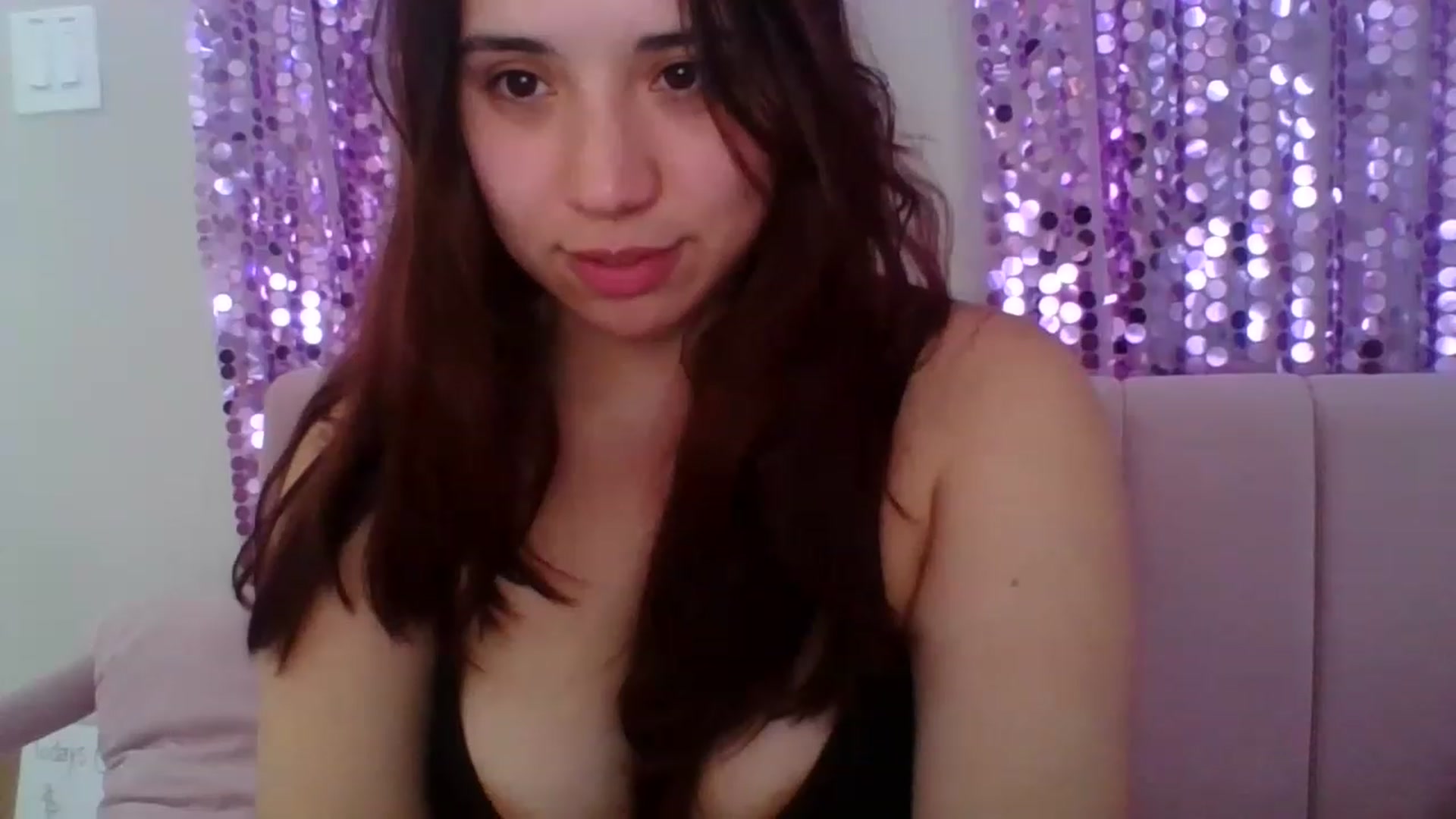 Gallery image thumbnail from Nina_lovez's myfreecams stream on, 05/14/2023, 18:12 image 5 of 20