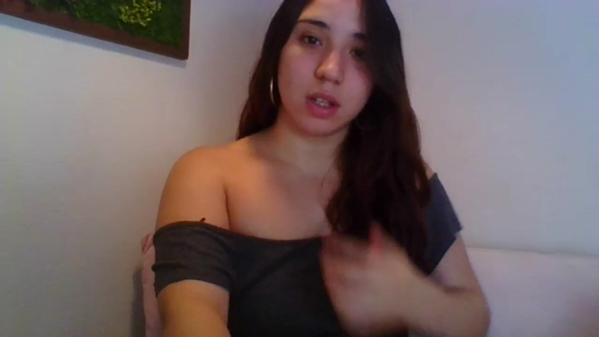 Gallery image thumbnail from Nina_lovez's myfreecams stream on, 08/04/2023, 14:50 image 7 of 20
