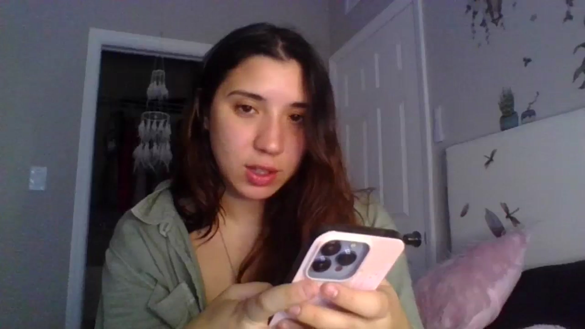 Gallery image thumbnail from Nina_lovez's myfreecams stream on, 08/06/2023, 16:35 image 8 of 20
