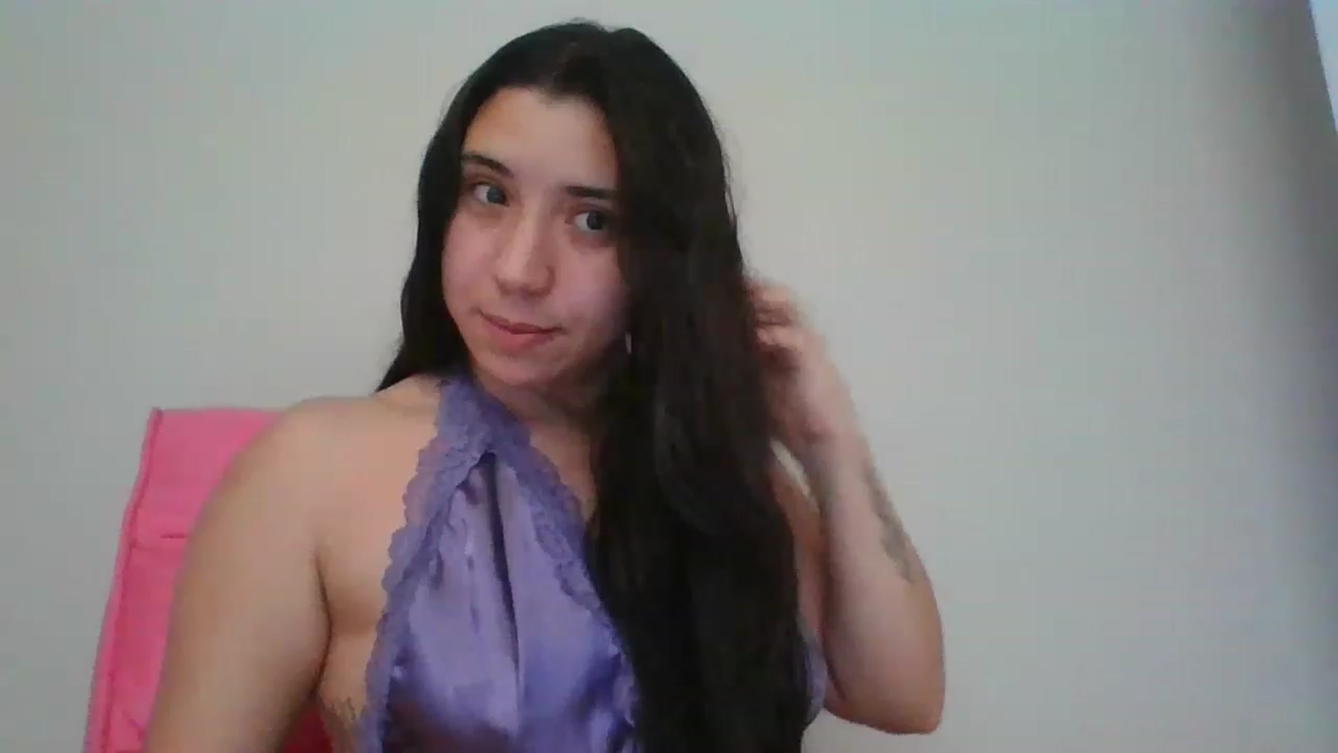 Gallery image thumbnail from Nina_lovez's myfreecams stream on, 08/17/2023, 15:58 image 10 of 20