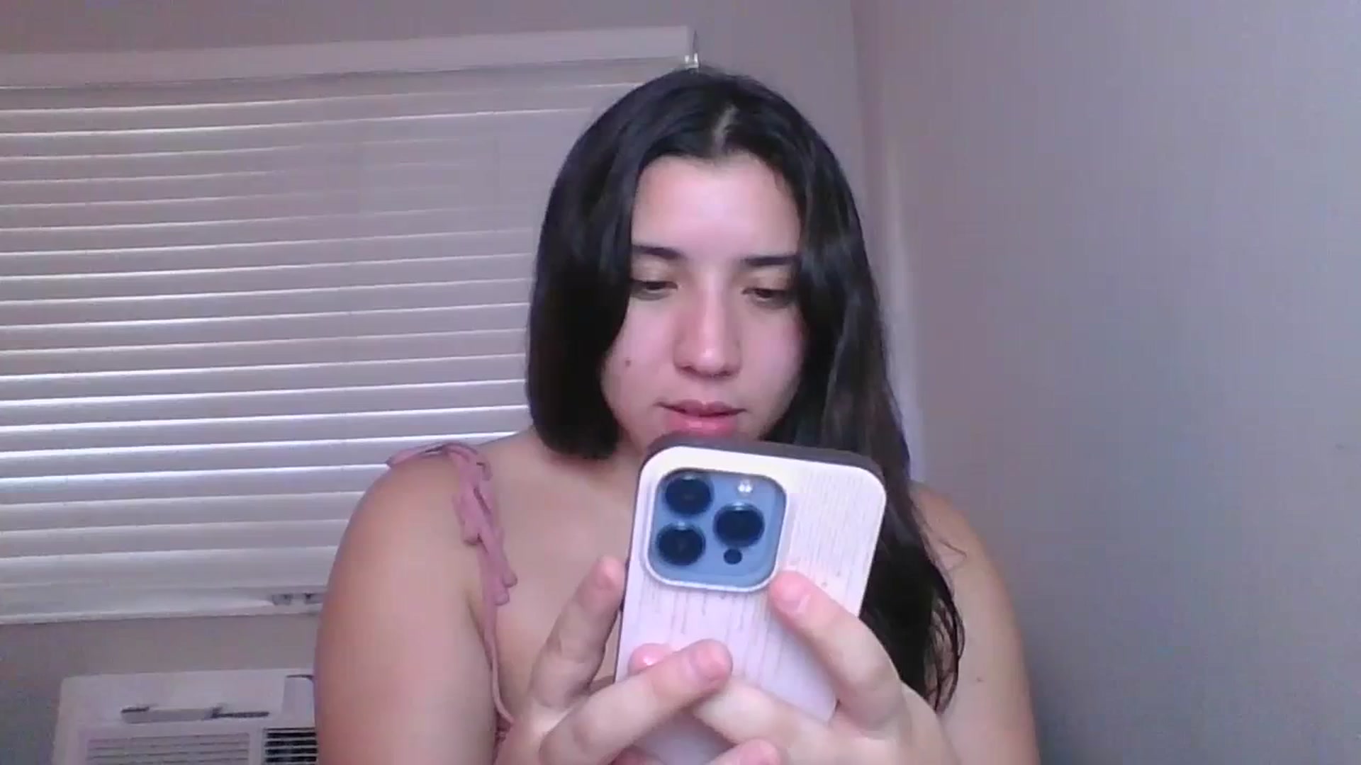 Gallery image thumbnail from Nina_lovez's myfreecams stream on, 08/23/2023, 16:59 image 17 of 20