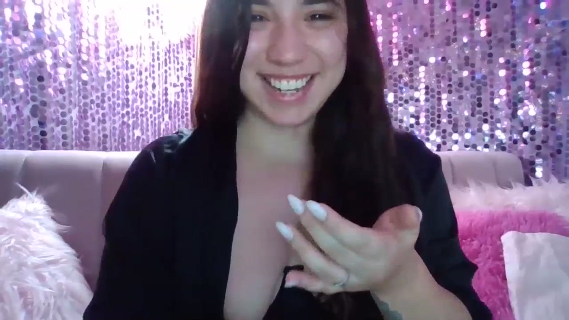 Gallery image thumbnail from Nina_lovez's myfreecams stream on, 09/13/2023, 14:46 image 13 of 20