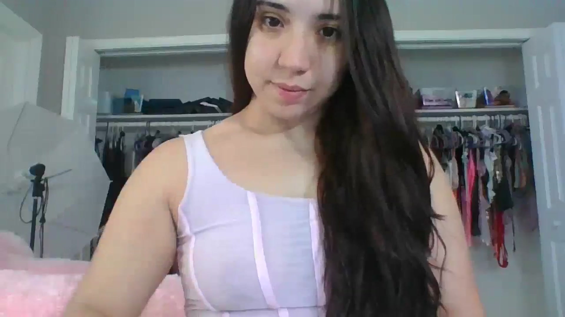 Gallery image thumbnail from Nina_lovez's myfreecams stream on, 09/20/2023, 14:12 image 15 of 20