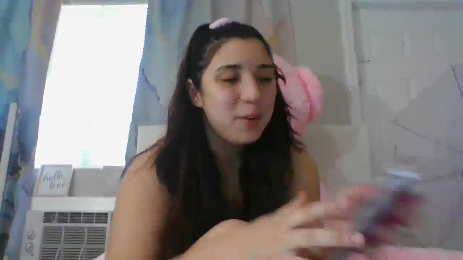 Gallery image thumbnail from Nina_lovez's myfreecams stream on, 09/20/2023, 16:01 image 17 of 20