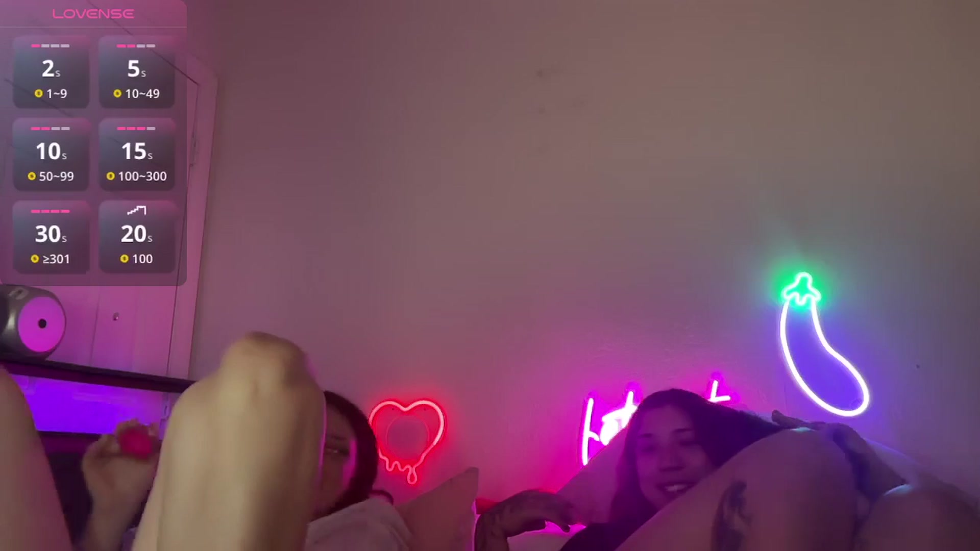 Gallery image thumbnail from Nina_lovez's myfreecams stream on, 04/26/2026, 16:13 image 18 of 20