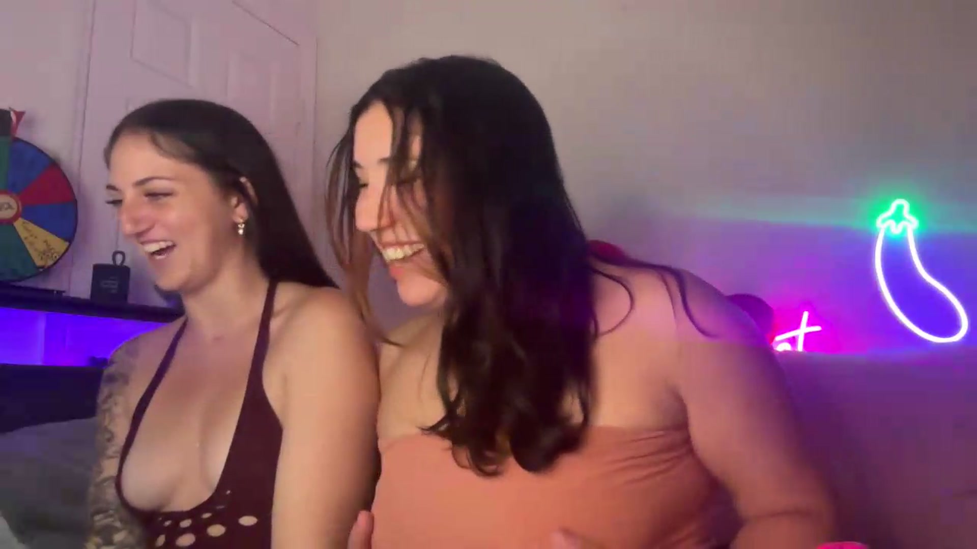 Gallery image thumbnail from Nina_lovez's myfreecams stream on, 04/30/2026, 15:06 image 13 of 20