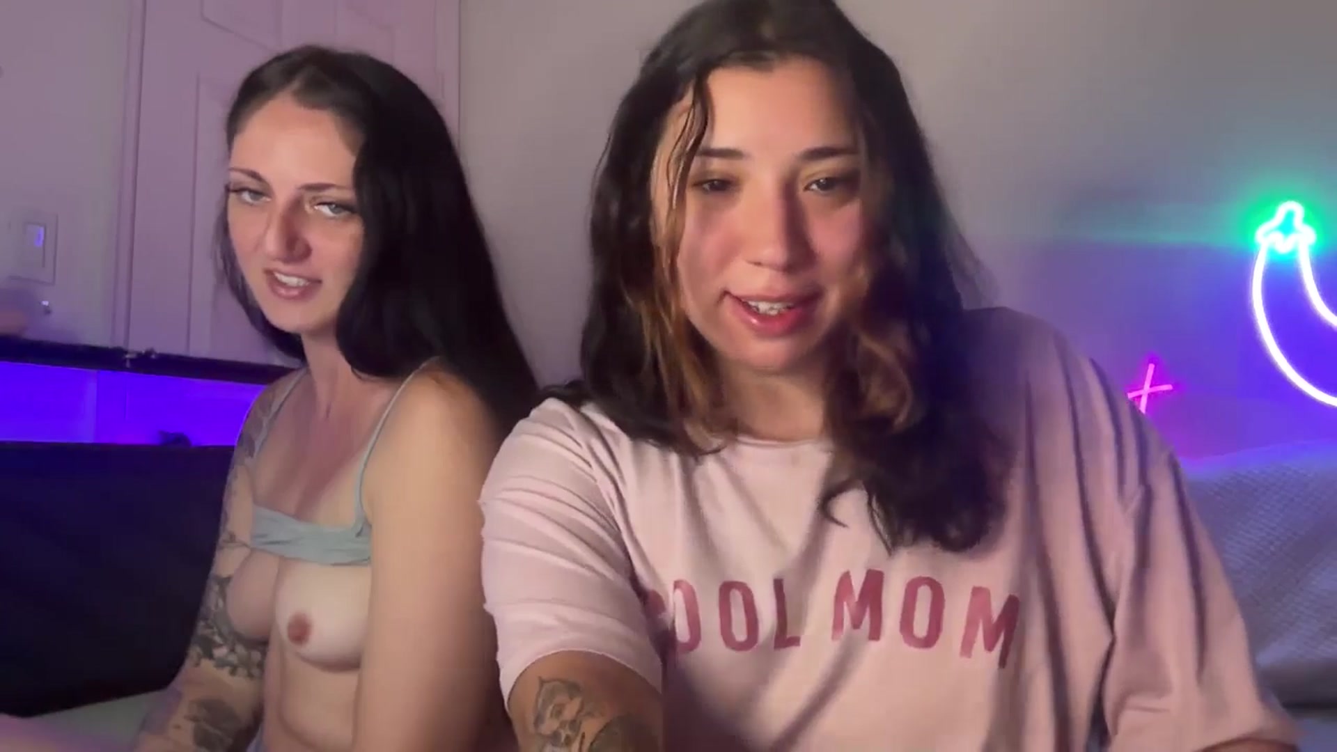 Gallery image thumbnail from Nina_lovez's myfreecams stream on, 05/03/2026, 16:01 image 13 of 20