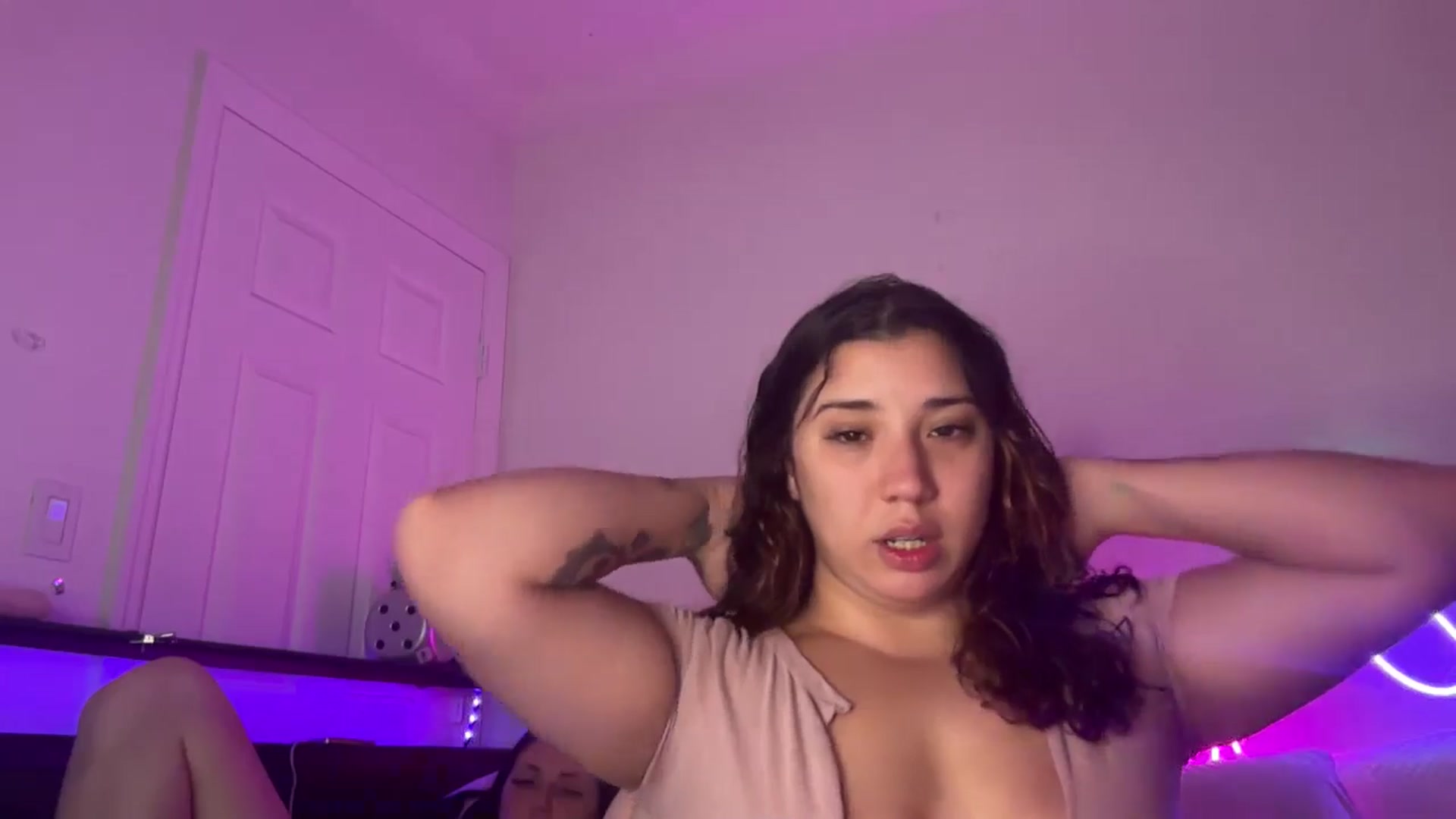 Gallery image thumbnail from Nina_lovez's myfreecams stream on, 05/04/2026, 14:57 image 14 of 20