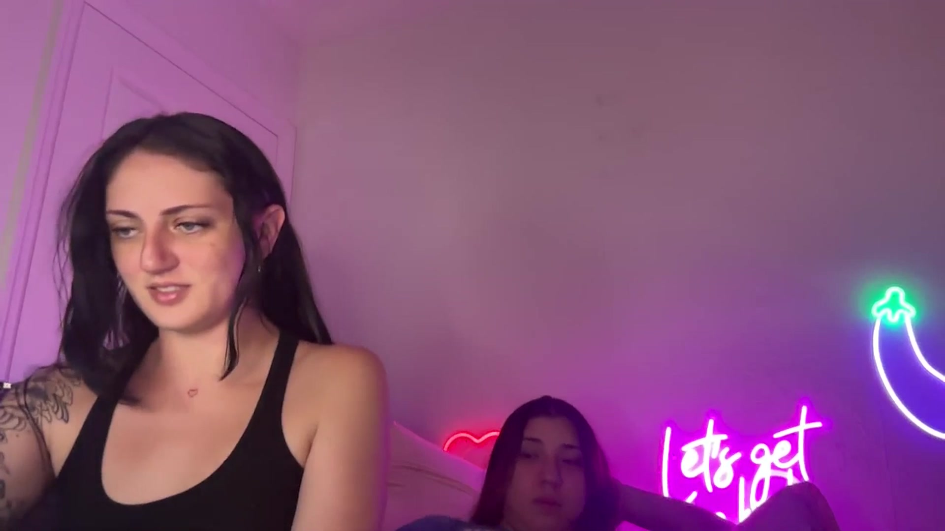 Gallery image thumbnail from Nina_lovez's myfreecams stream on, 05/06/2026, 15:00 image 13 of 20