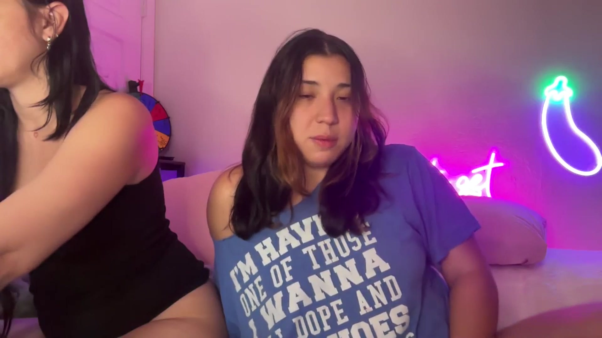 Gallery image thumbnail from Nina_lovez's myfreecams stream on, 05/06/2026, 15:00 image 6 of 20