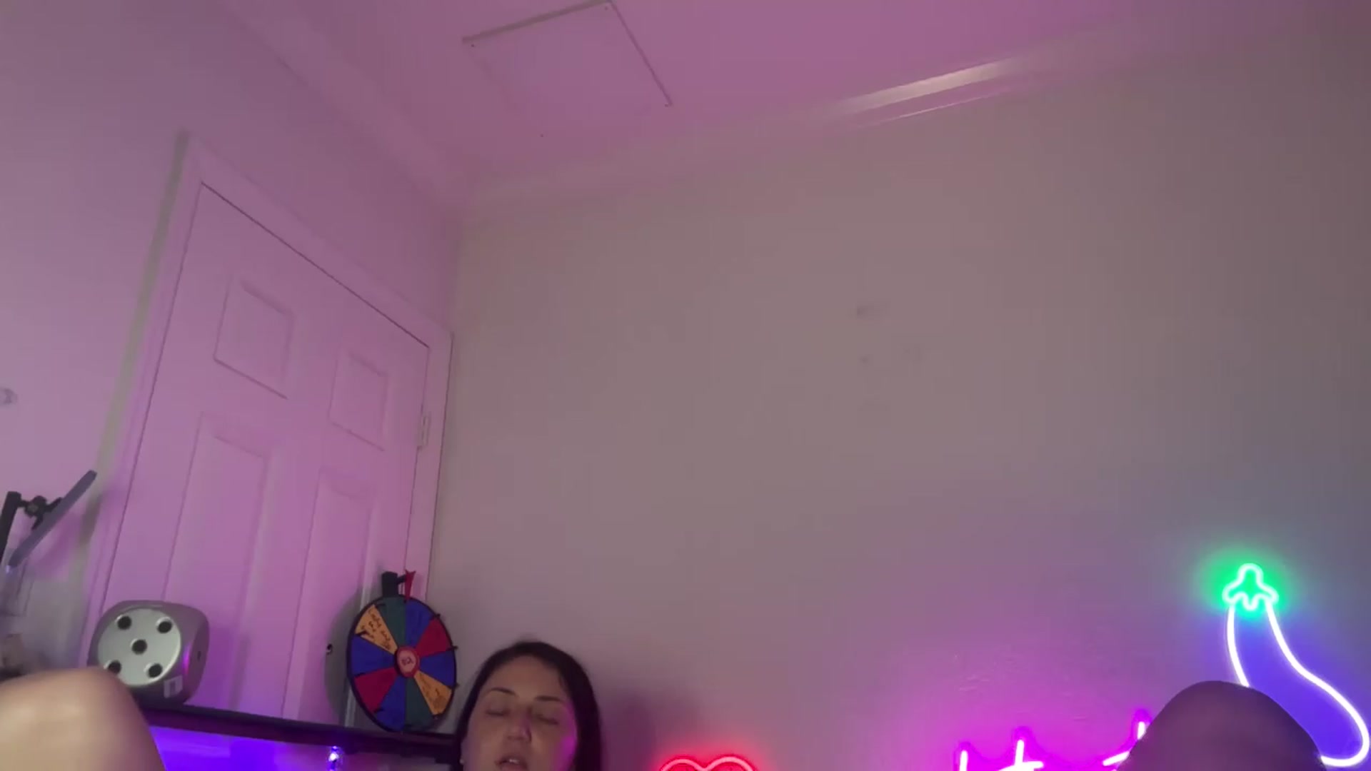 Gallery image thumbnail from Nina_lovez's myfreecams stream on, 05/12/2026, 16:09 image 17 of 20