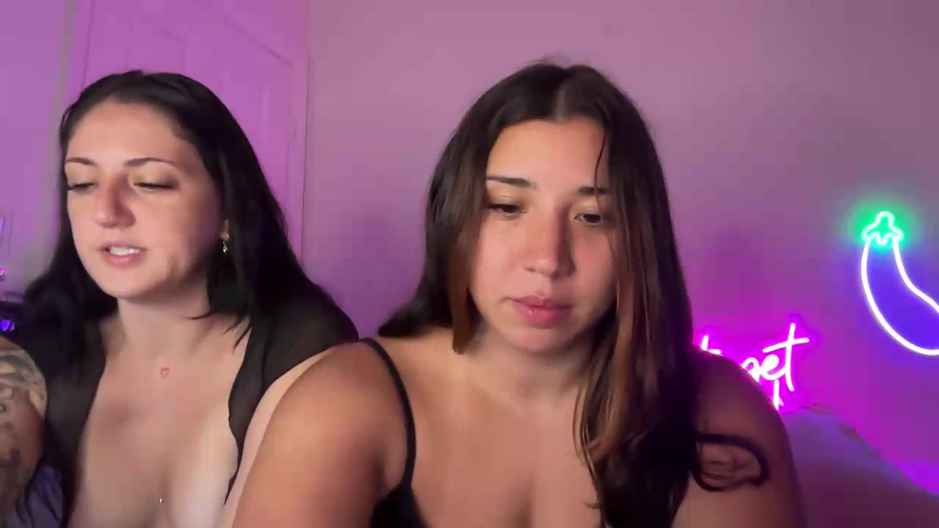 Gallery image thumbnail from Nina_lovez's myfreecams stream on, 05/25/2026, 15:22 image 15 of 20