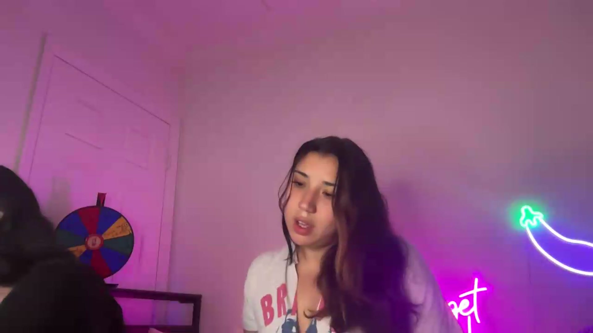 Gallery image thumbnail from Nina_lovez's myfreecams stream on, 06/25/2026, 16:01 image 8 of 20