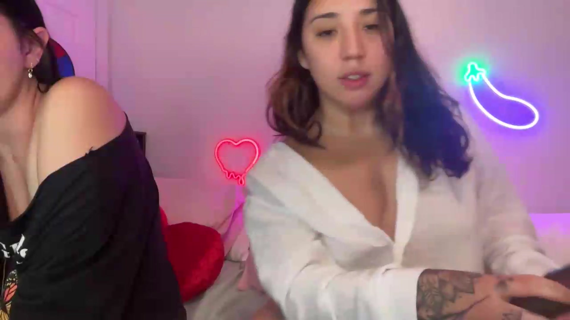 Gallery image thumbnail from Nina_lovez's myfreecams stream on, 06/30/2026, 16:12 image 8 of 20