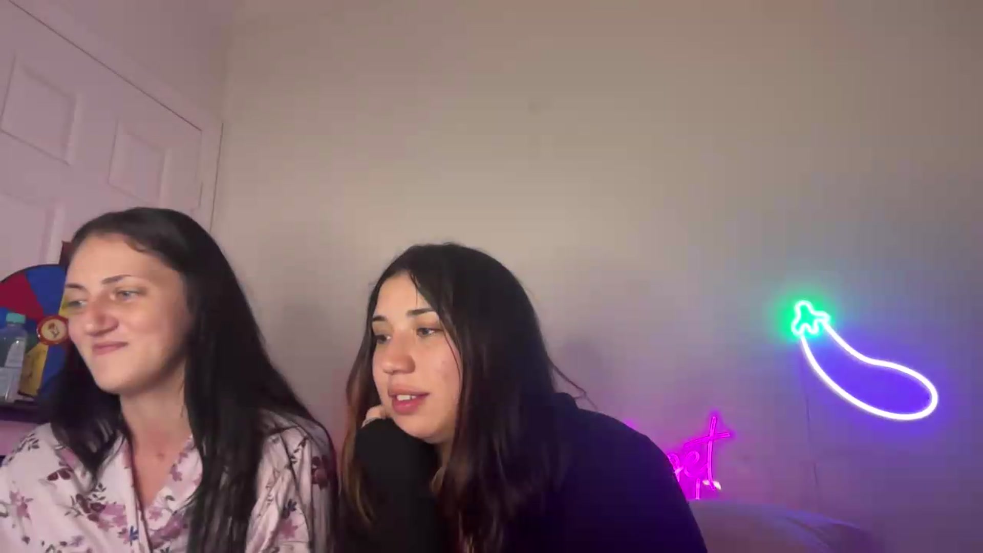 Gallery image thumbnail from Nina_lovez's myfreecams stream on, 07/10/2026, 18:07 image 4 of 20