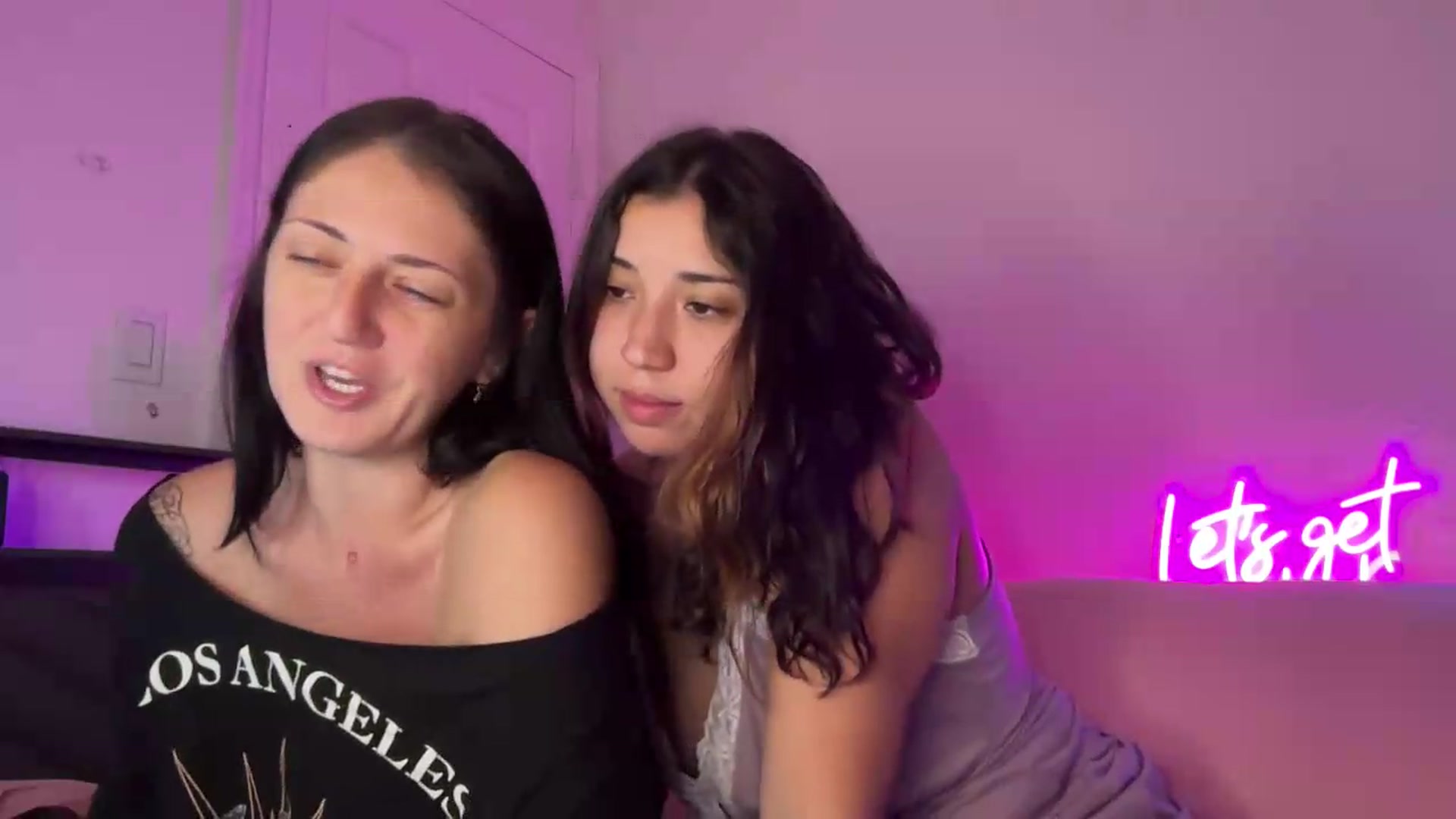 Gallery image thumbnail from Nina_lovez's myfreecams stream on, 07/15/2026, 15:19 image 14 of 20