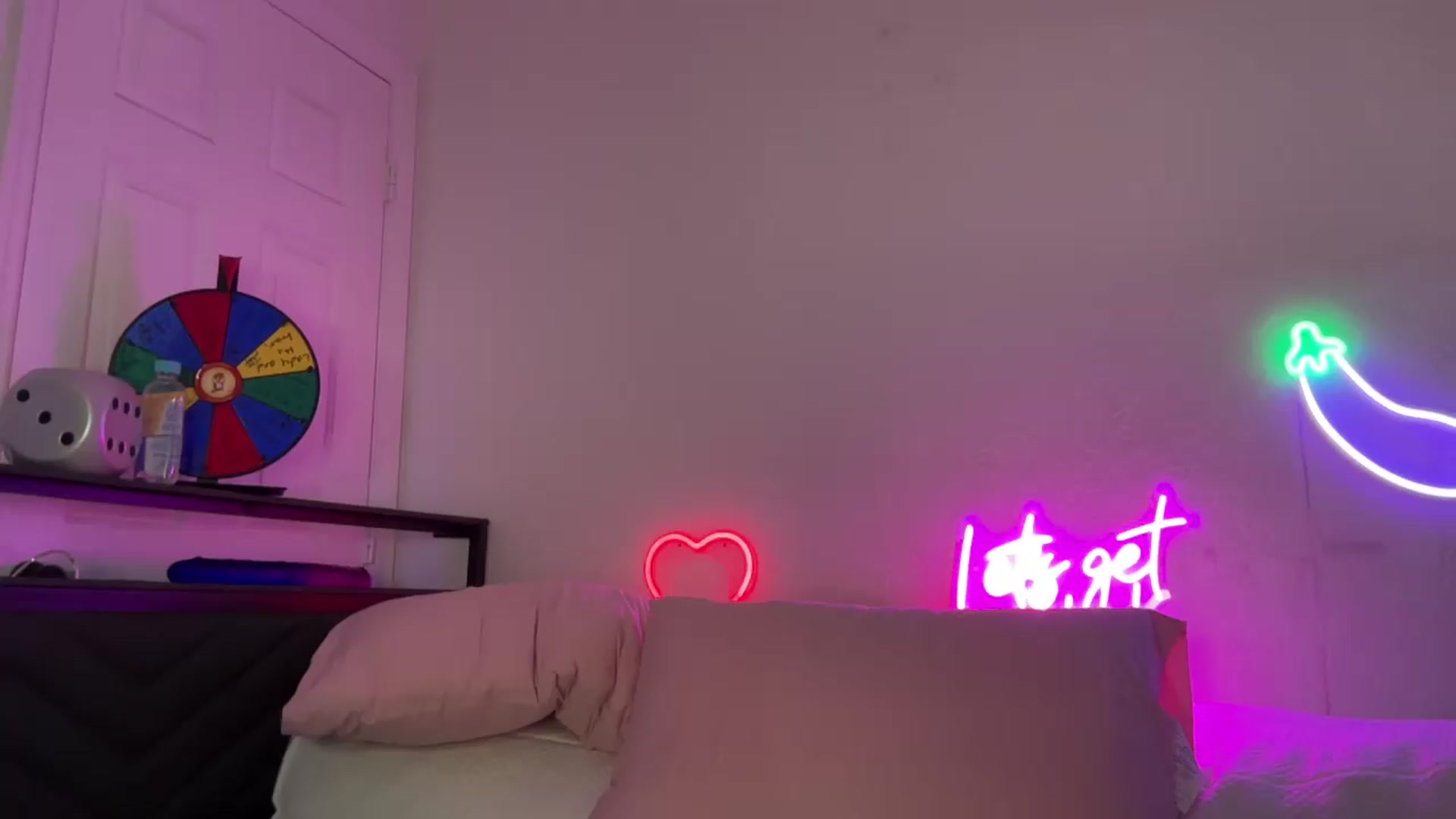 Gallery image thumbnail from Nina_lovez's myfreecams stream on, 07/16/2026, 16:58 image 20 of 20