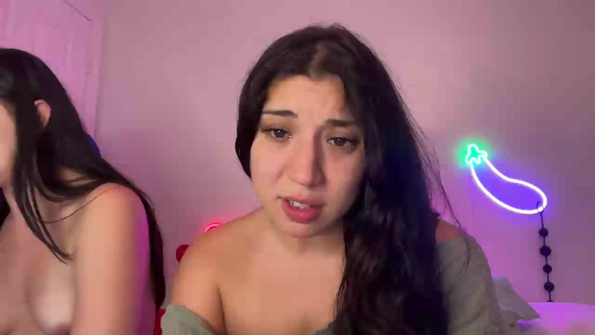 Gallery image thumbnail from Nina_lovez's myfreecams stream on, 08/10/2026, 19:19 image 13 of 20