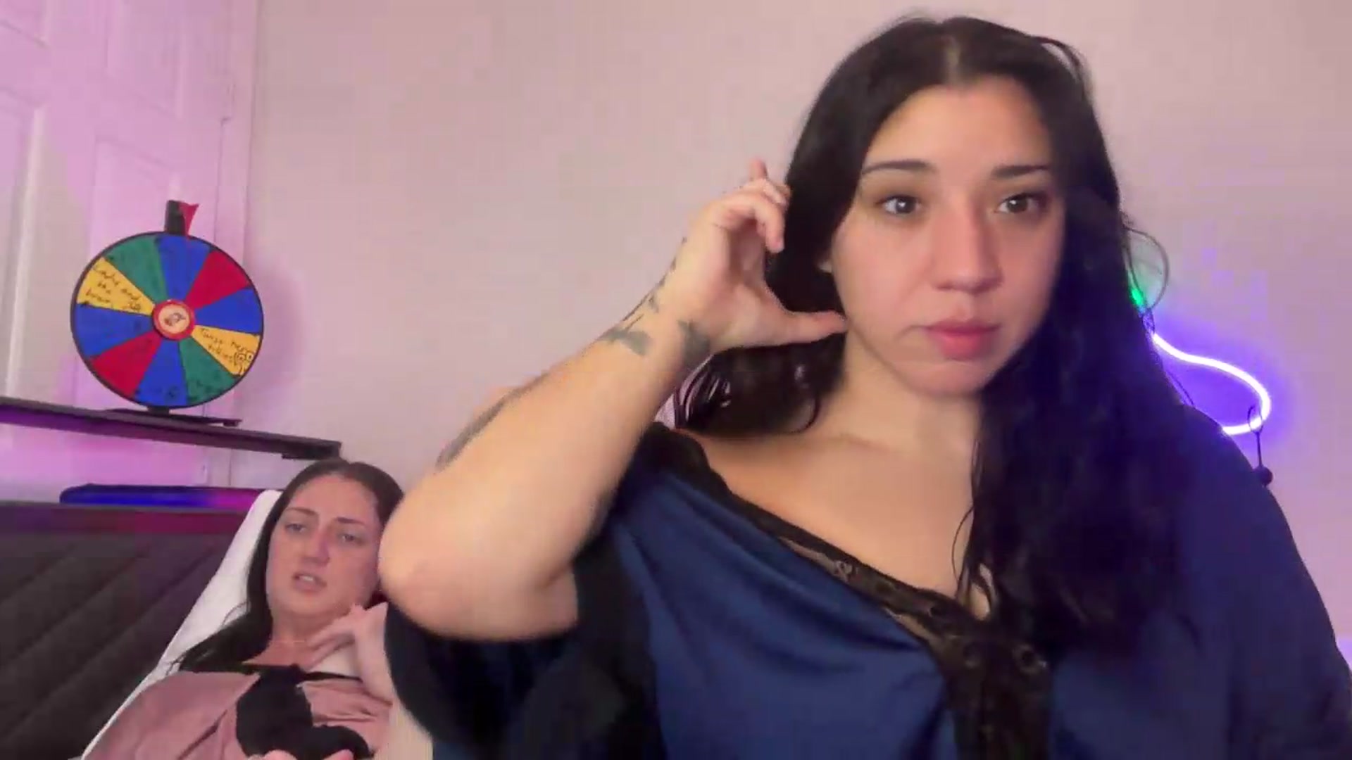 Gallery image thumbnail from Nina_lovez's myfreecams stream on, 08/16/2026, 16:32 image 8 of 20