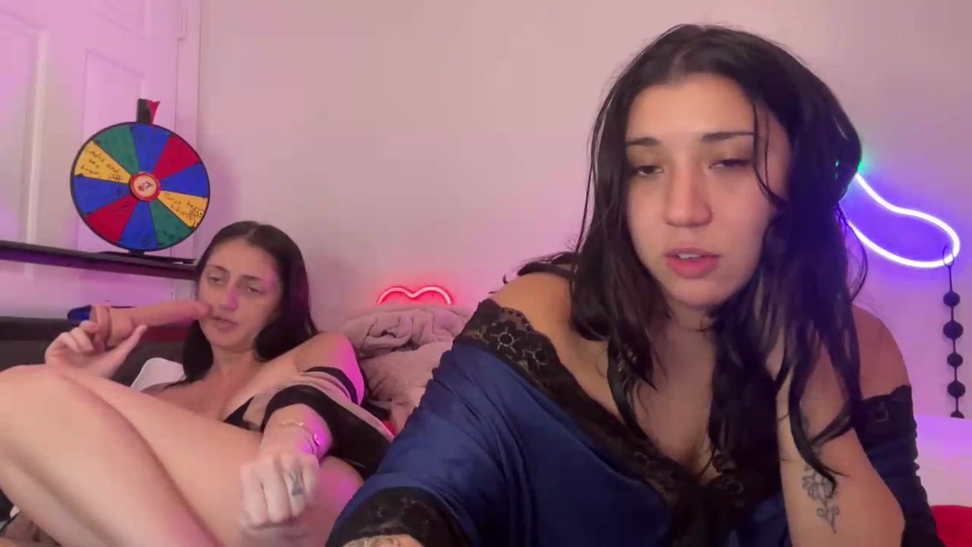 Gallery image thumbnail from Nina_lovez's myfreecams stream on, 08/16/2026, 17:22 image 13 of 20