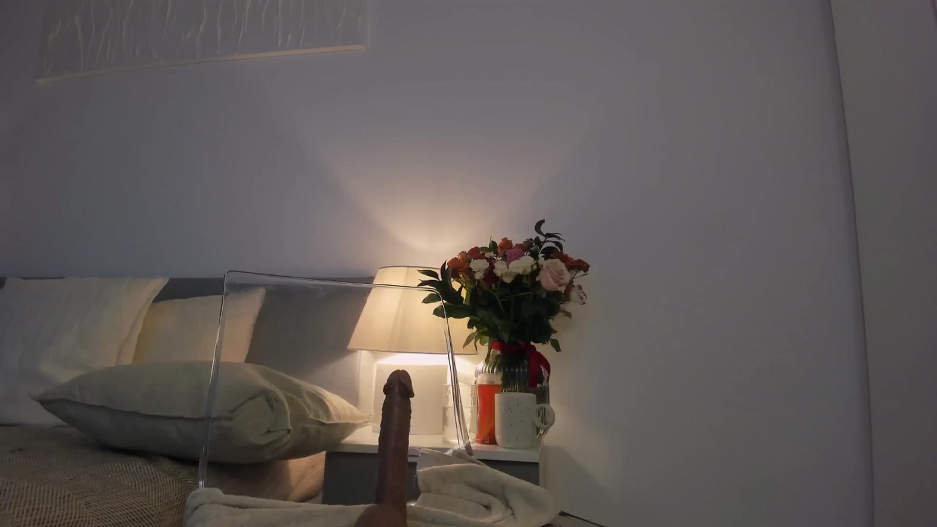 Gallery image thumbnail from Nina_yv's myfreecams stream on, 12/16/2024, 10:02 image 1 of 20