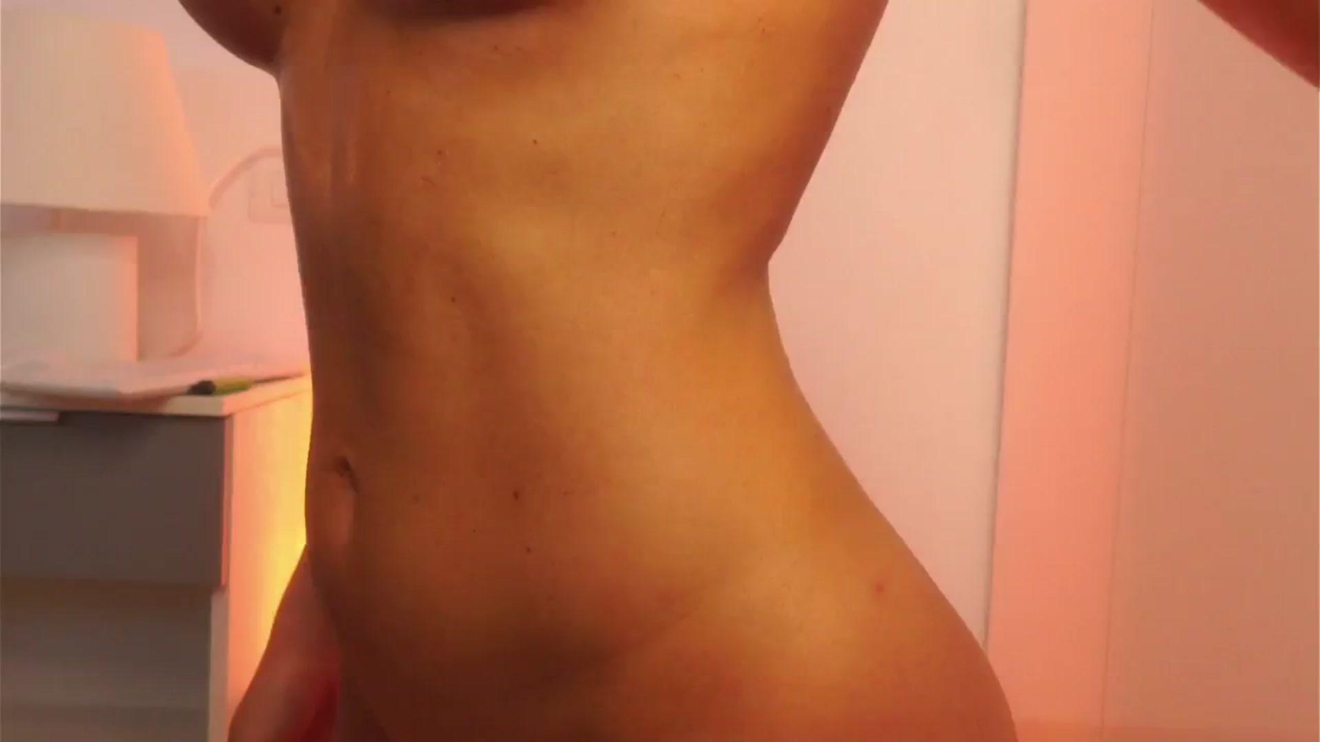 Gallery image thumbnail from Nina_yv's myfreecams stream on, 12/29/2024, 17:02 image 1 of 20