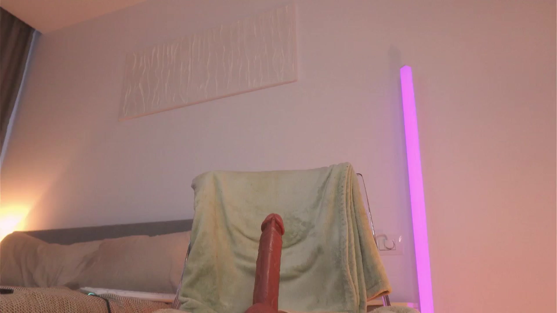 Gallery image thumbnail from Nina_yv's myfreecams stream on, 01/13/2025, 10:35 image 9 of 20
