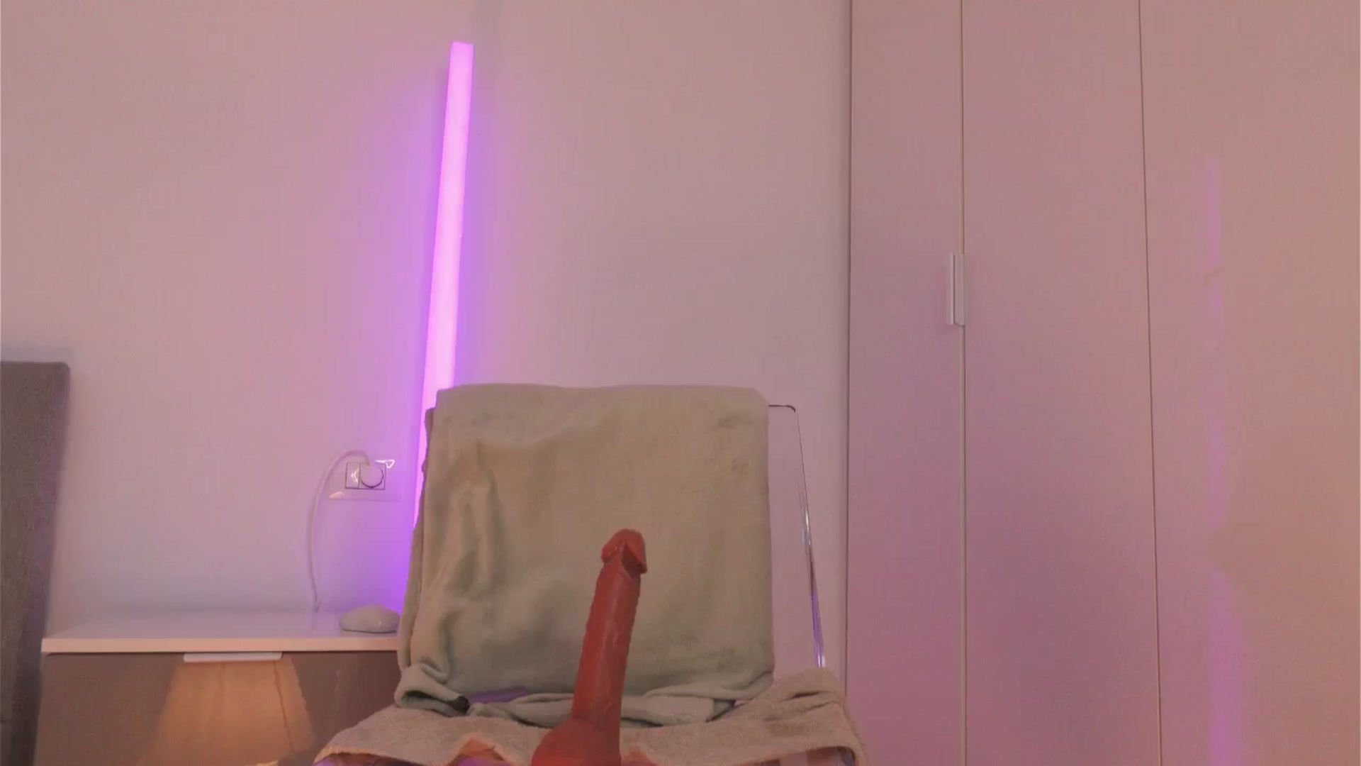 Gallery image thumbnail from Nina_yv's myfreecams stream on, 01/16/2025, 15:05 image 13 of 20