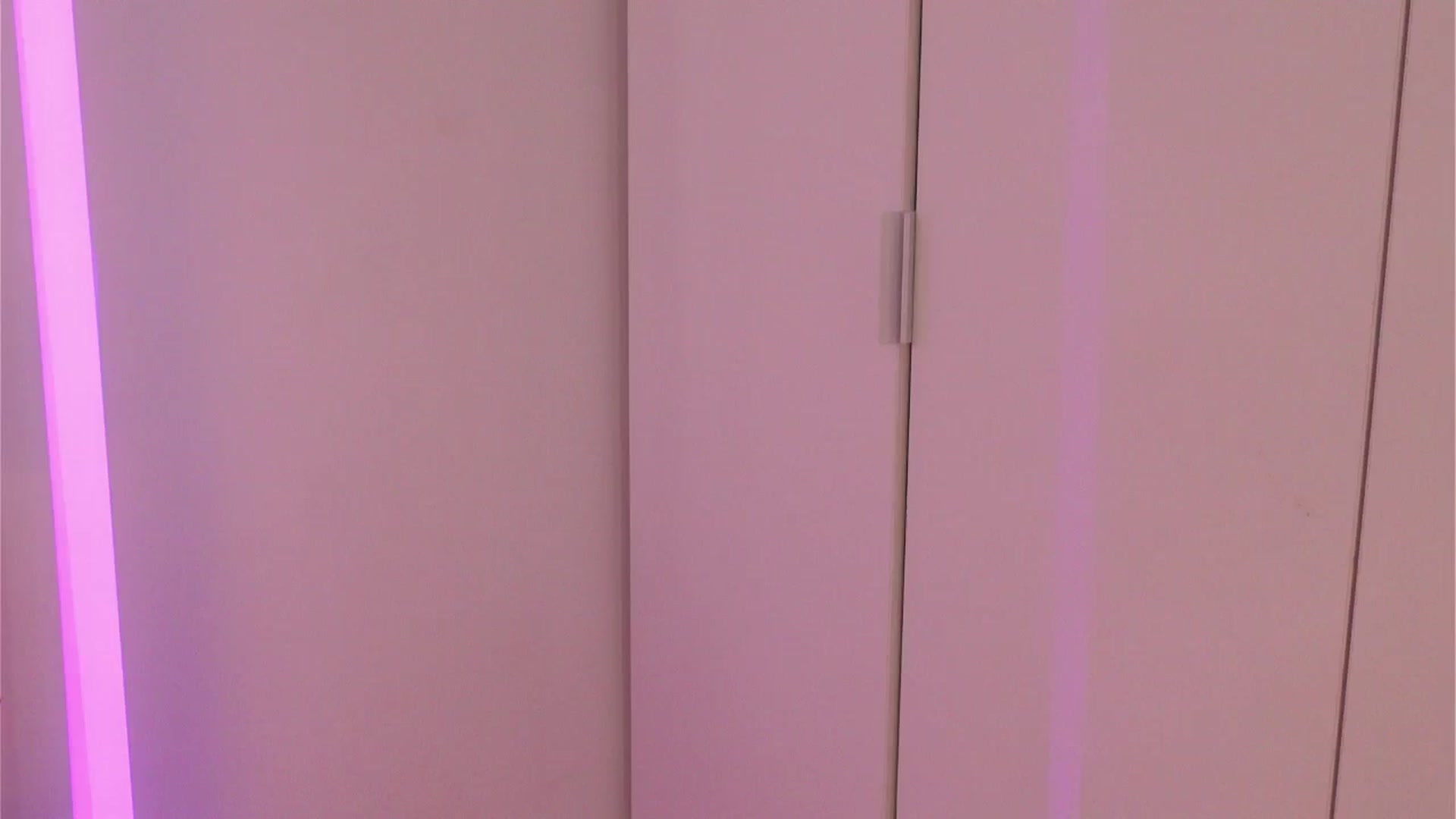 Gallery image thumbnail from Nina_yv's myfreecams stream on, 01/28/2025, 12:18 image 13 of 20
