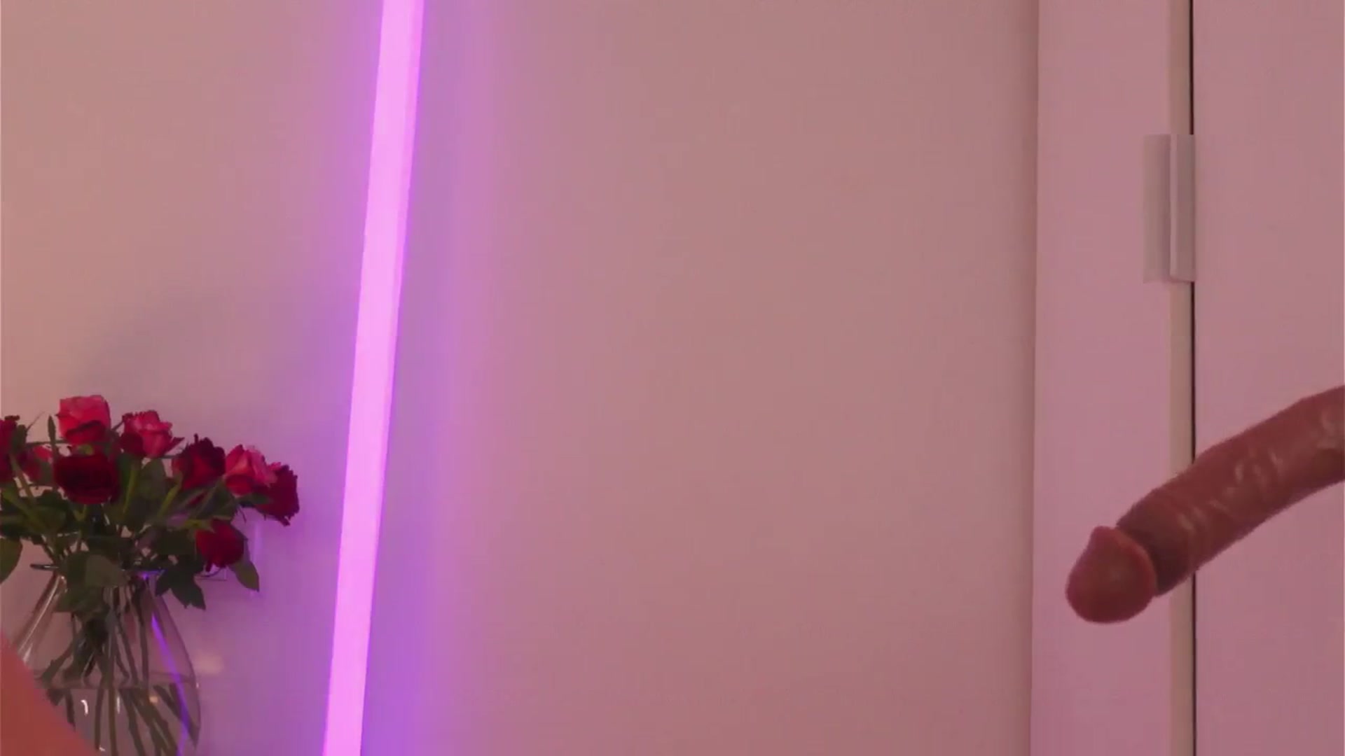 Gallery image thumbnail from Nina_yv's myfreecams stream on, 02/04/2025, 13:50 image 19 of 20