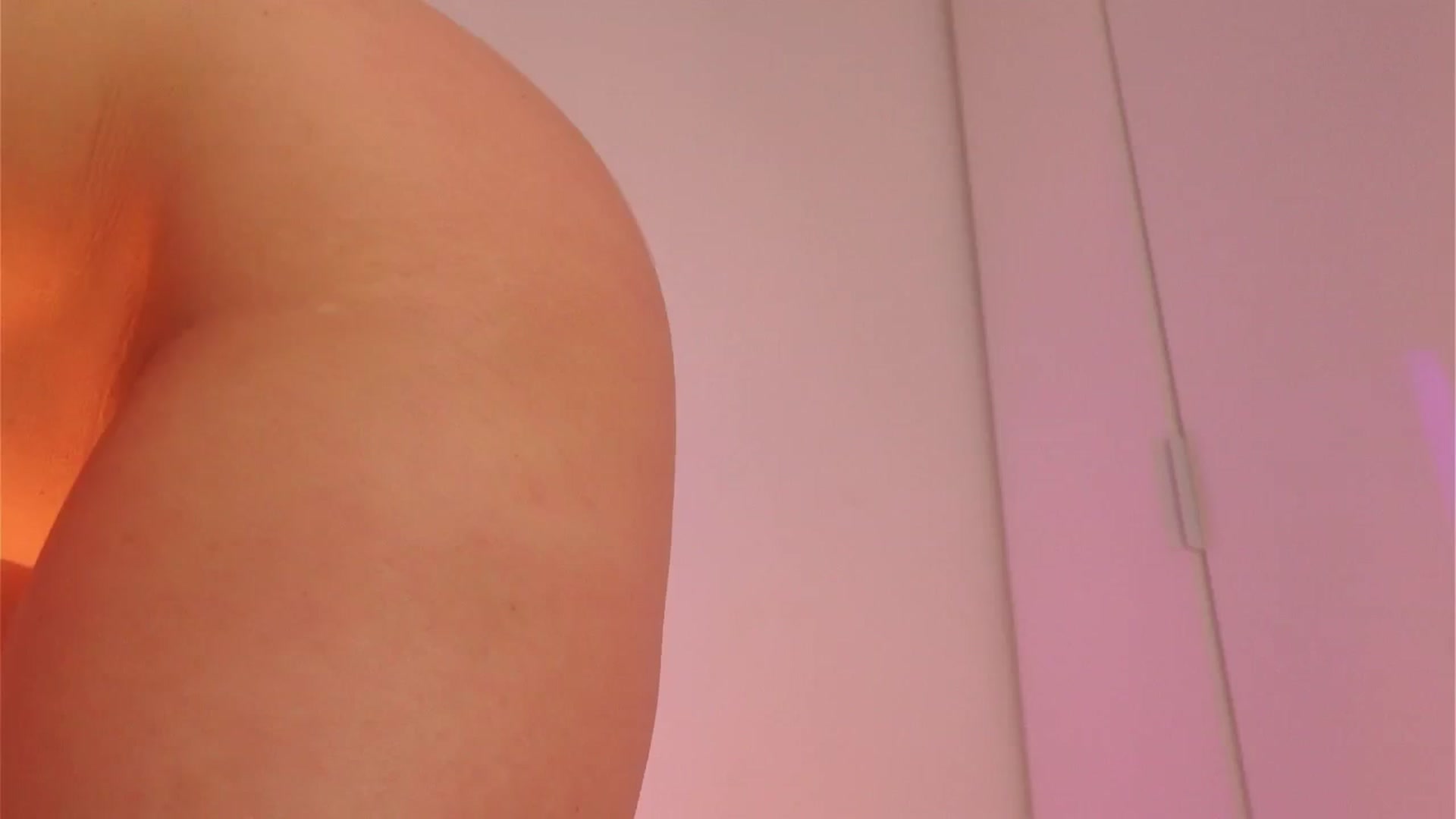 Gallery image thumbnail from Nina_yv's myfreecams stream on, 02/06/2025, 15:04 image 20 of 20