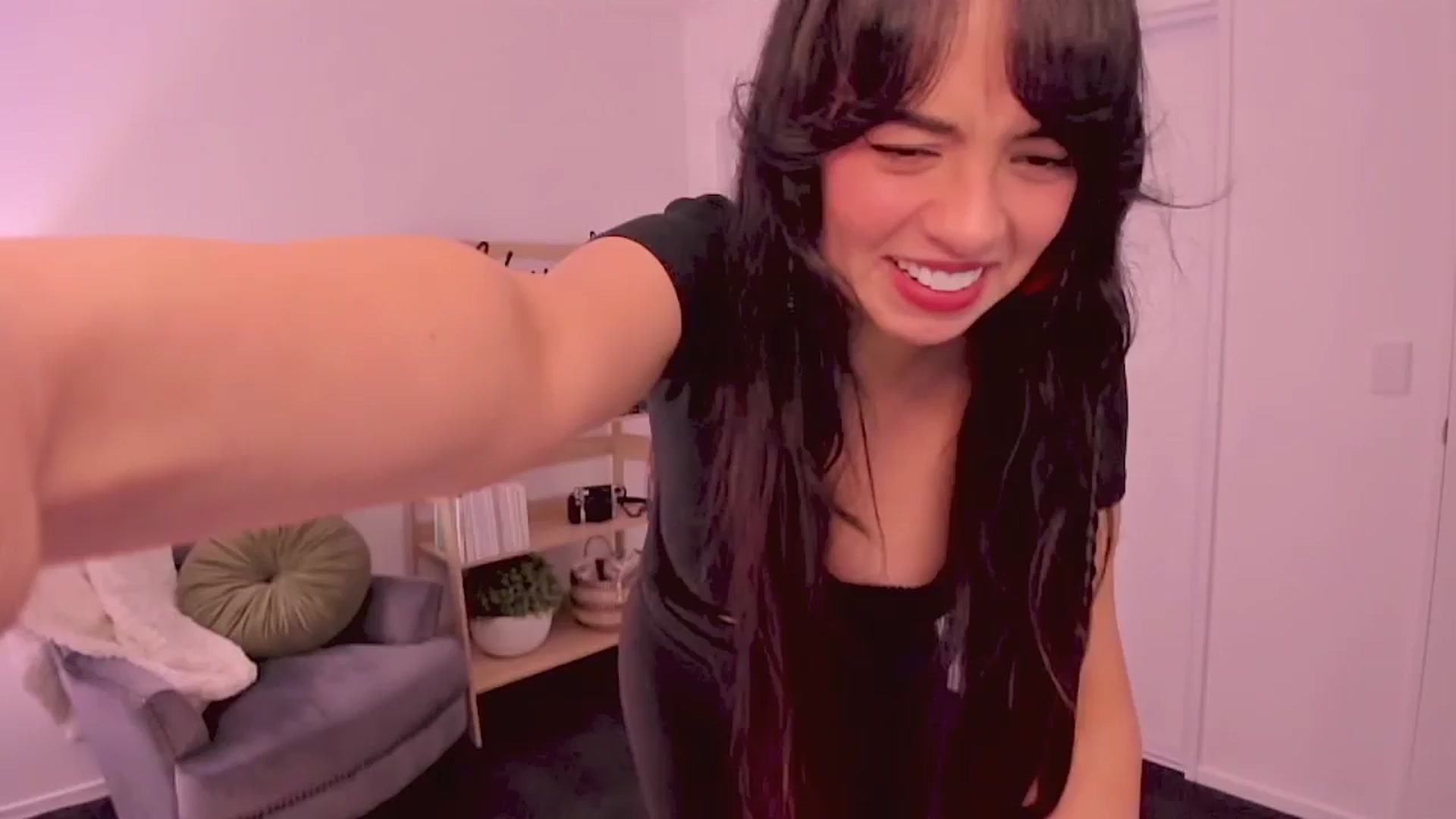 Gallery image thumbnail from Ninachu's myfreecams stream on, 09/13/2025, 04:50 image 20 of 20