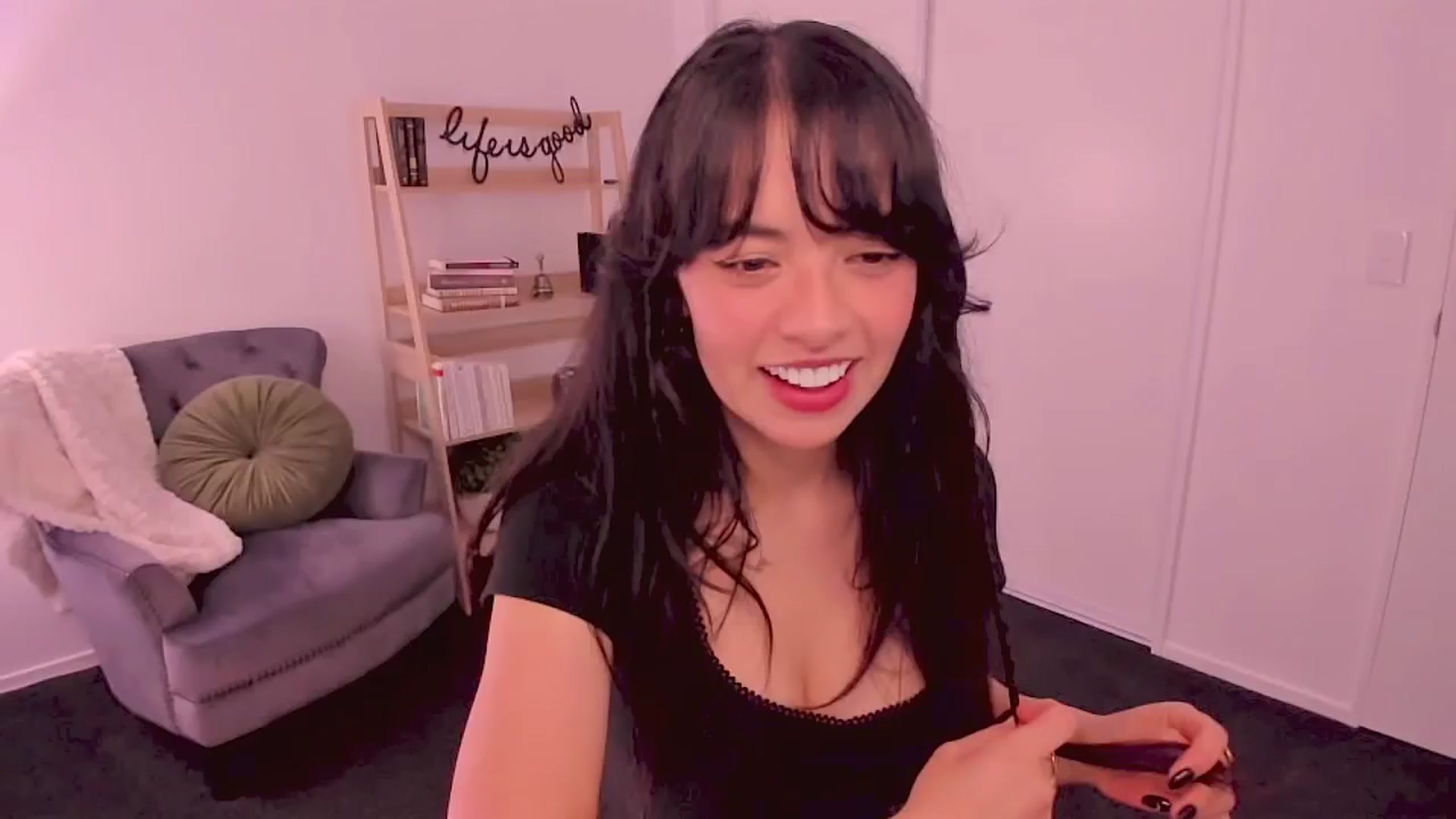 Gallery image thumbnail from Ninachu's myfreecams stream on, 09/13/2025, 04:50 image 3 of 20